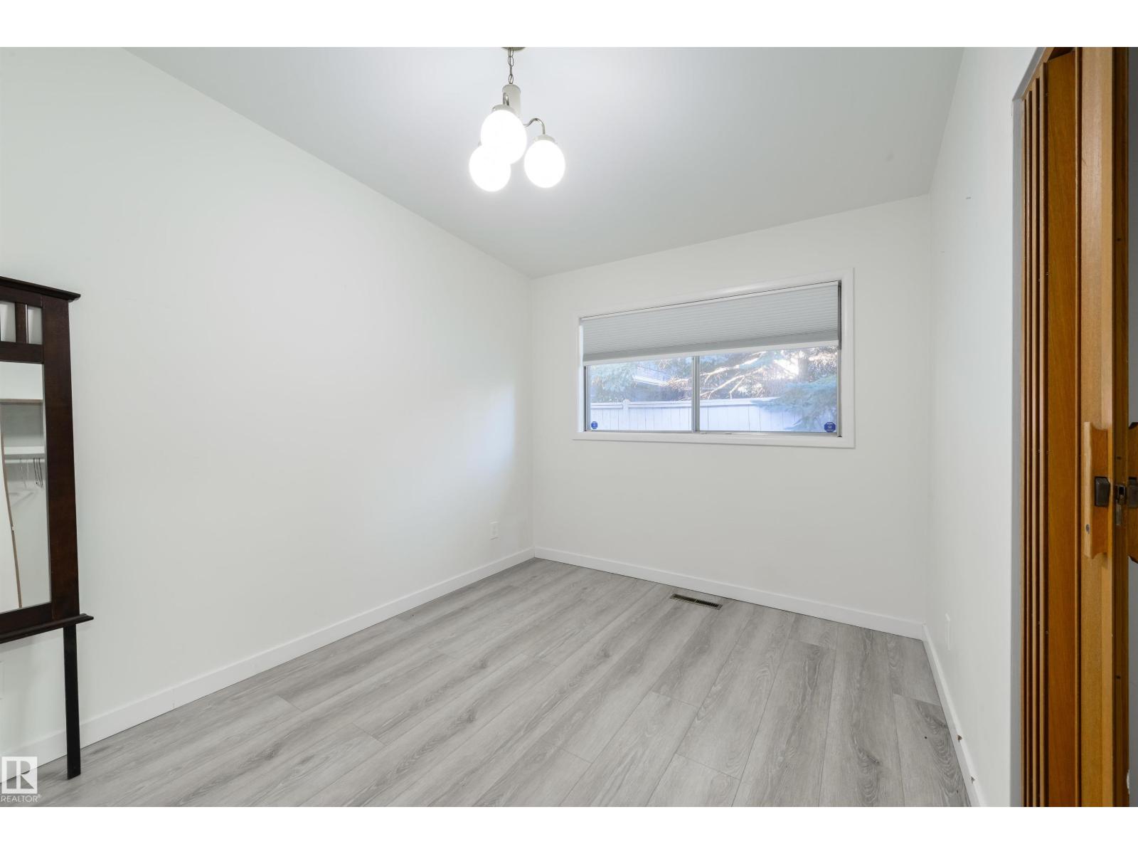24 Valleyview Cr Nw Property Photo 21