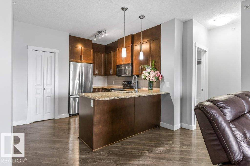 #408 3670 139 Av Nw Property Photo 10