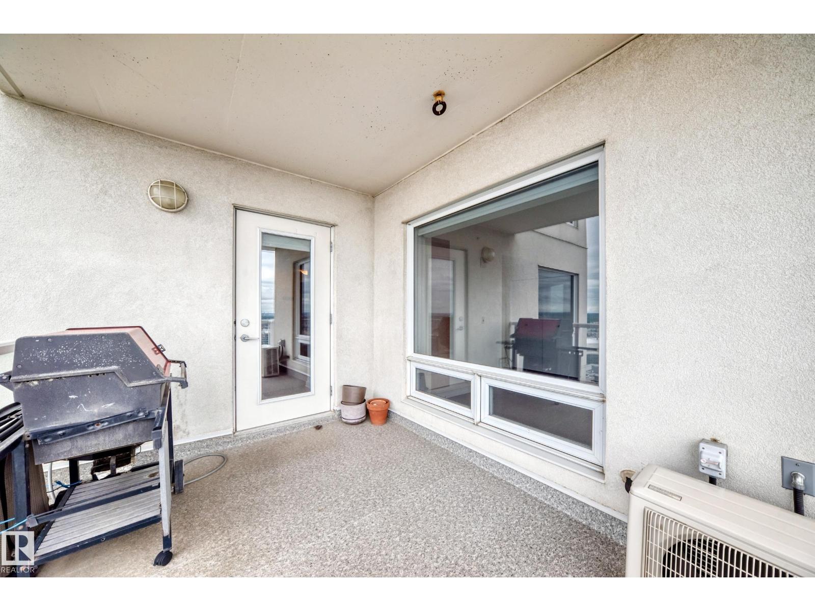 #2804 10152 104 St Nw Property Photo 20