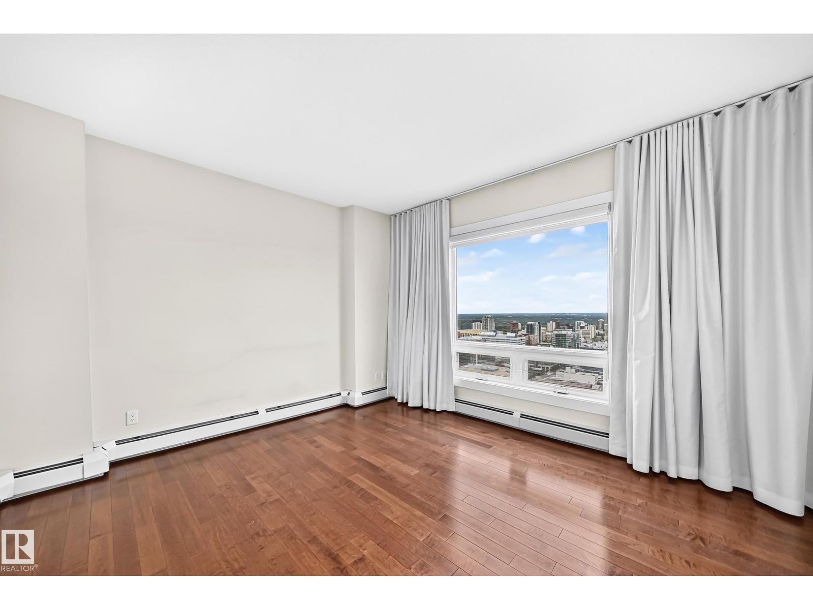 #2804 10152 104 St Nw Property Photo 24