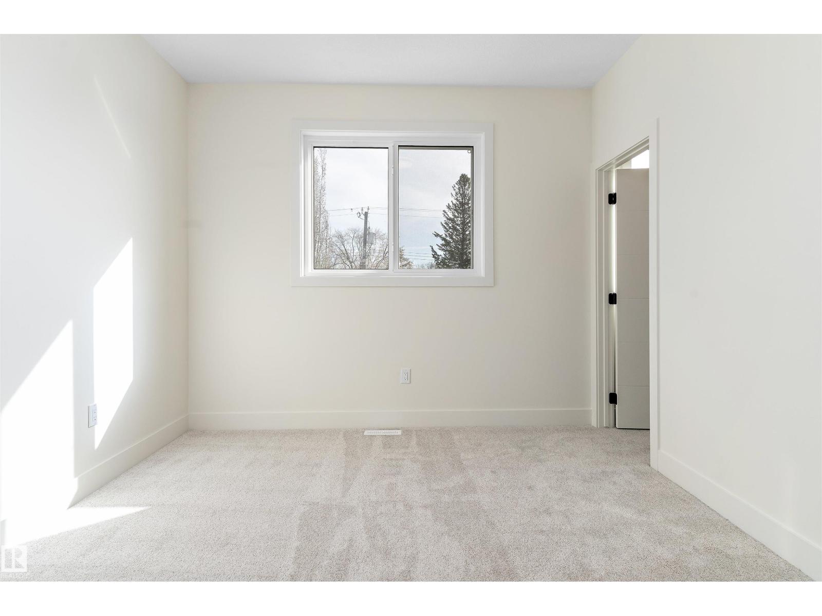 10965 129 St Nw Property Photo 25