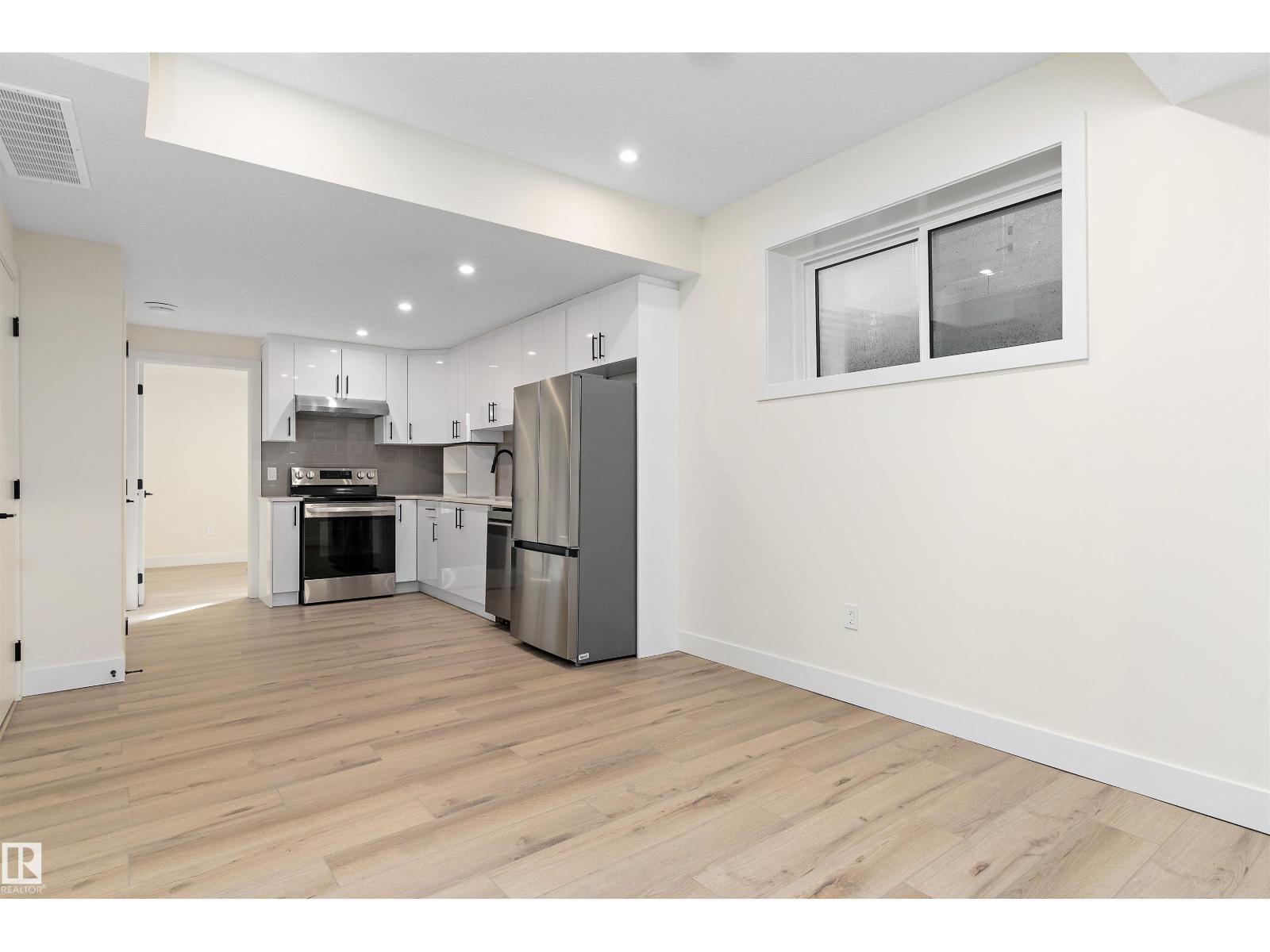 10965 129 St Nw Property Photo 41
