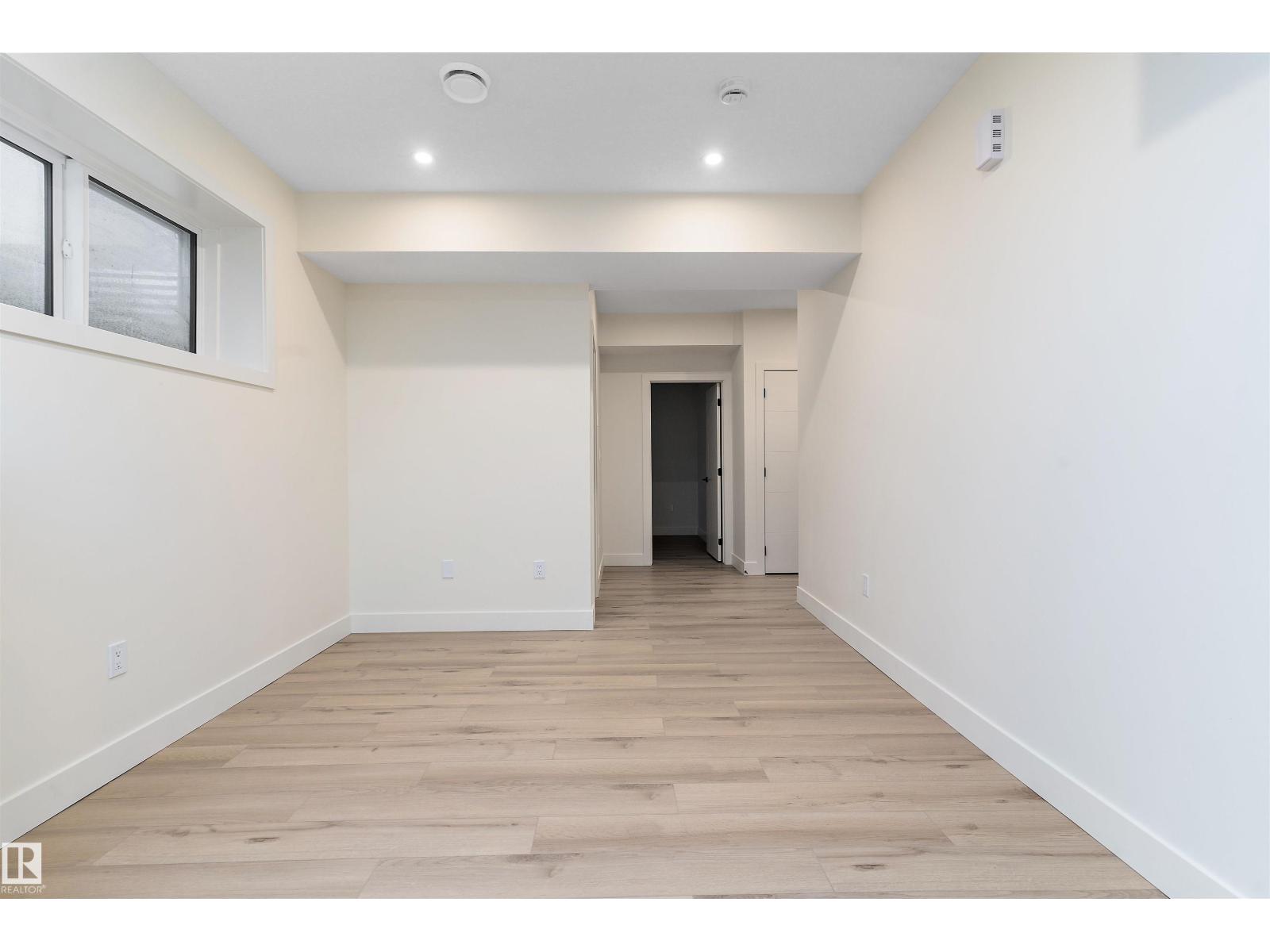 10965 129 St Nw Property Photo 42