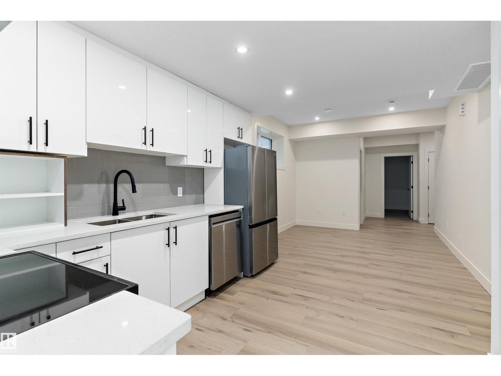 10965 129 St Nw Property Photo 44