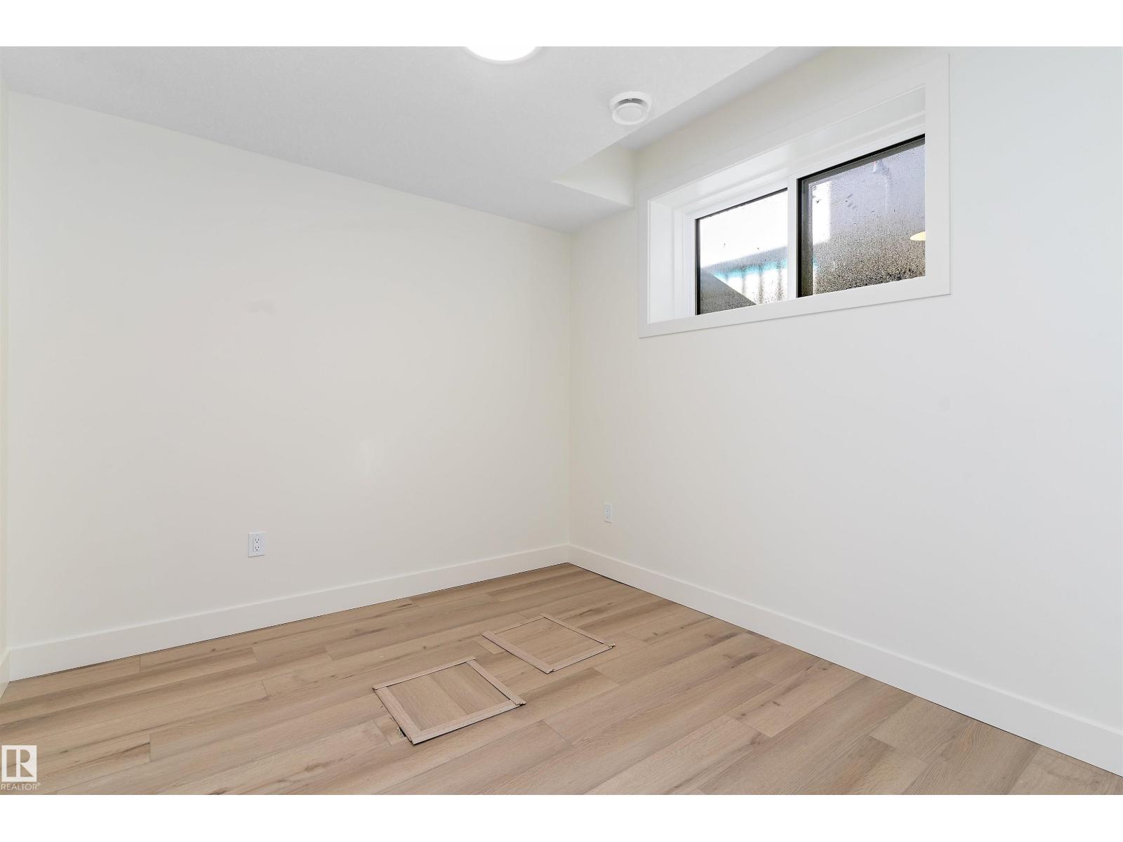 10965 129 St Nw Property Photo 45