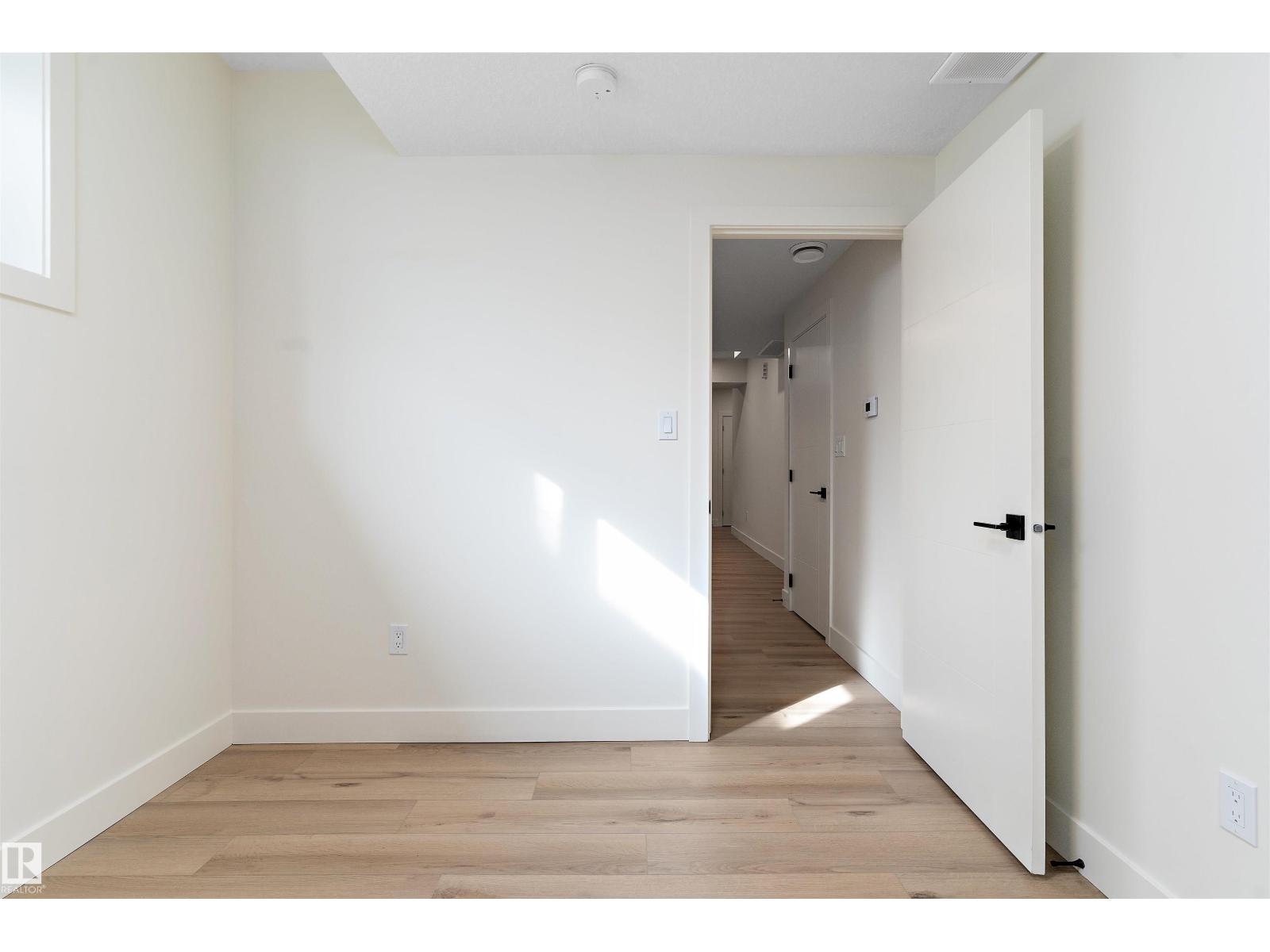 10965 129 St Nw Property Photo 46