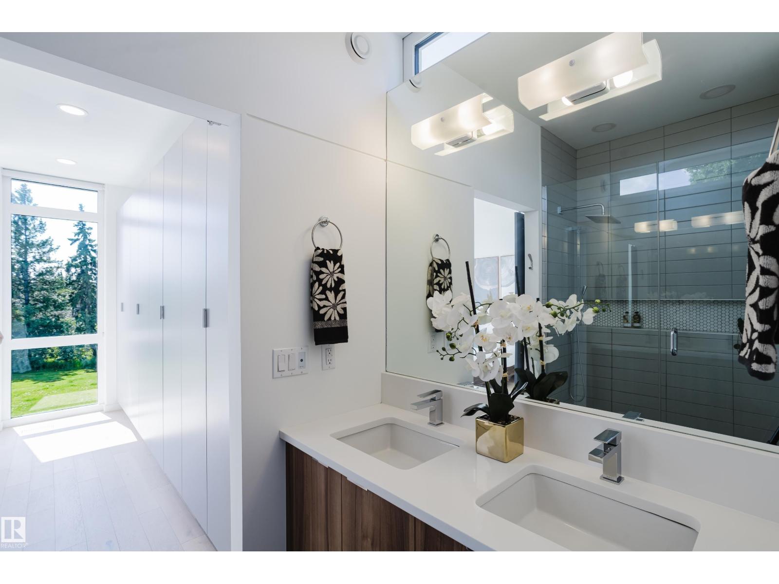 7405 89 St Nw Property Photo 34