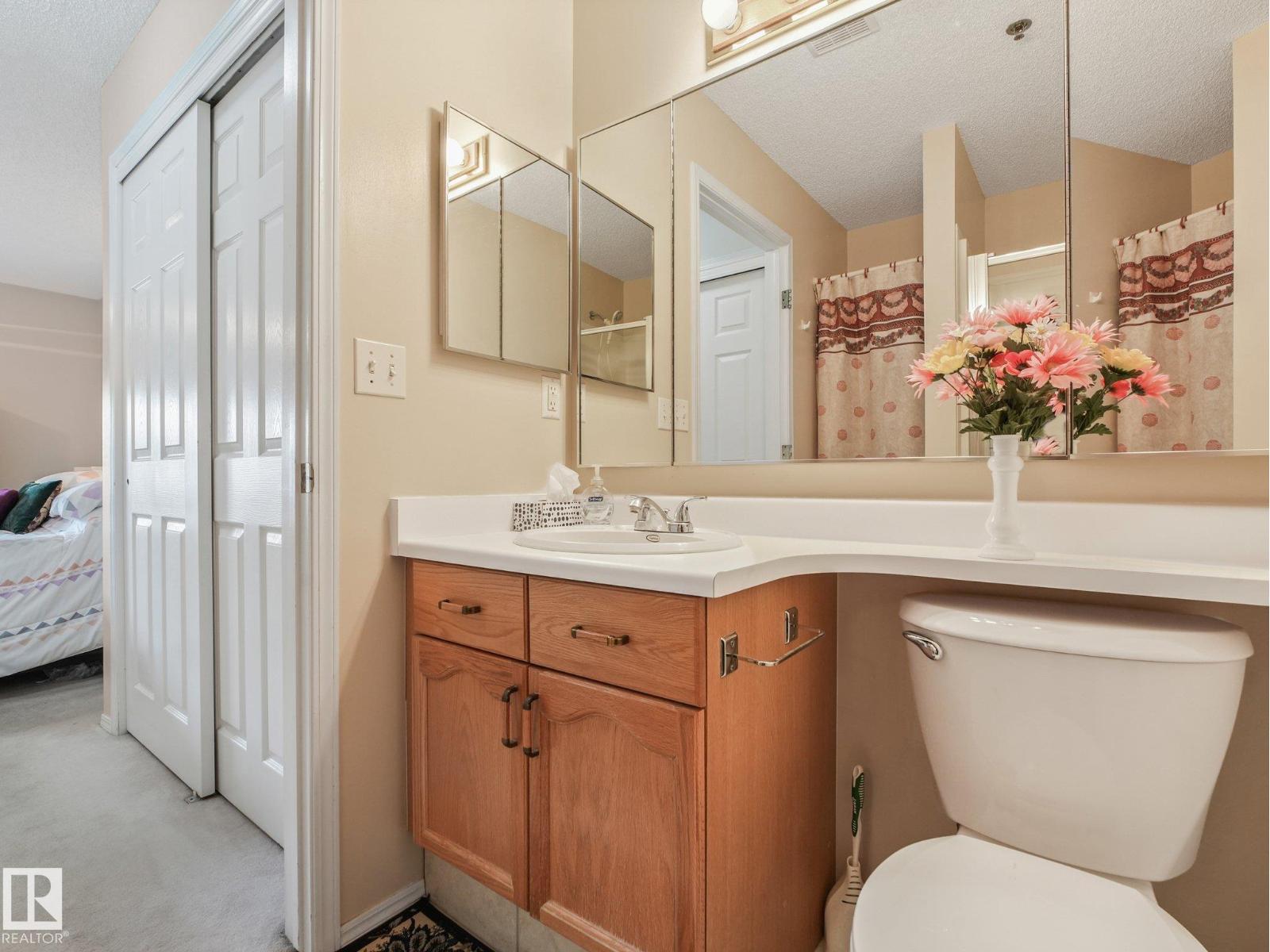 #307 17511 98a Av Nw Property Photo 36