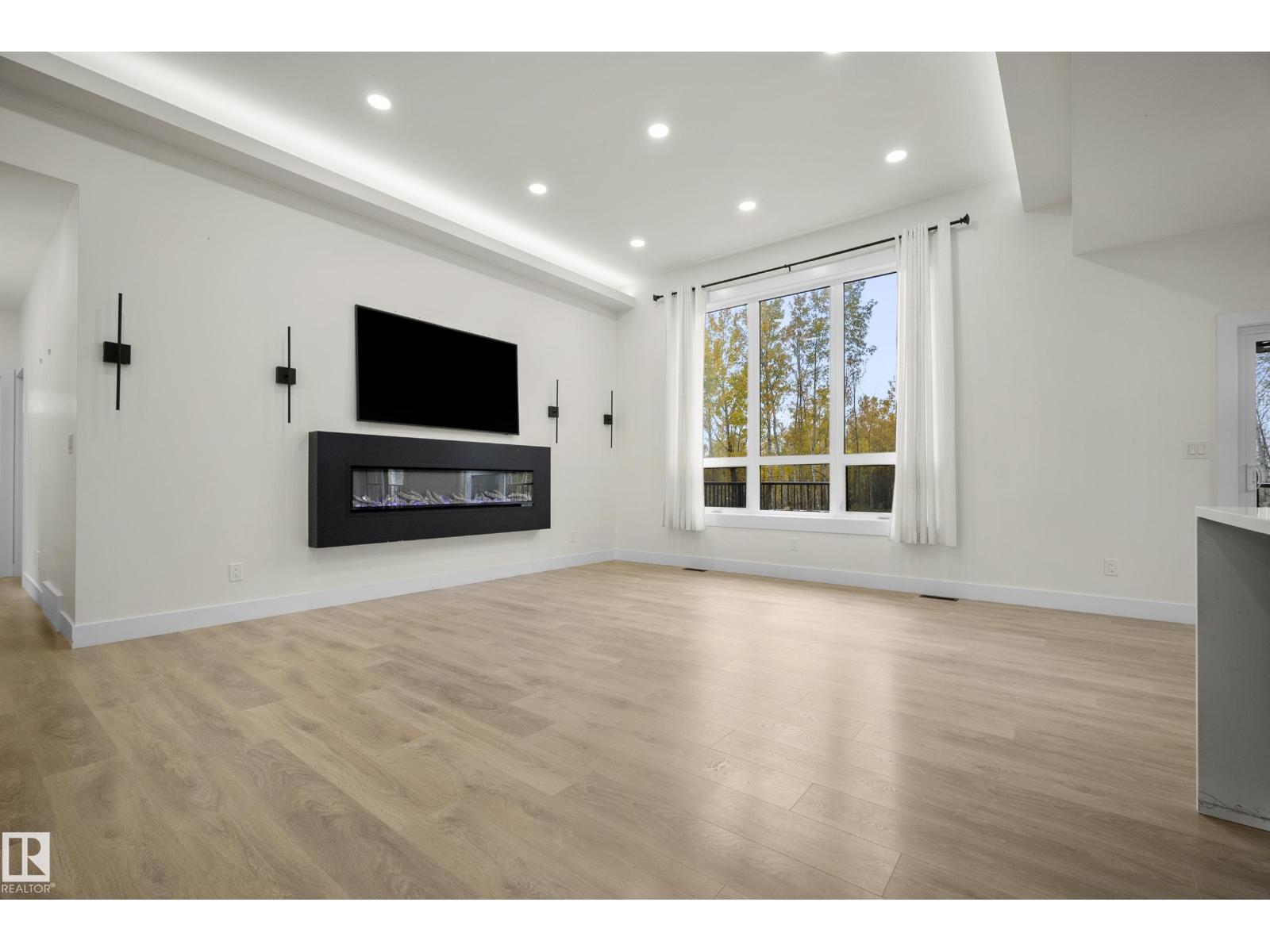 #10 53319 Range Road 14 Property Photo 11