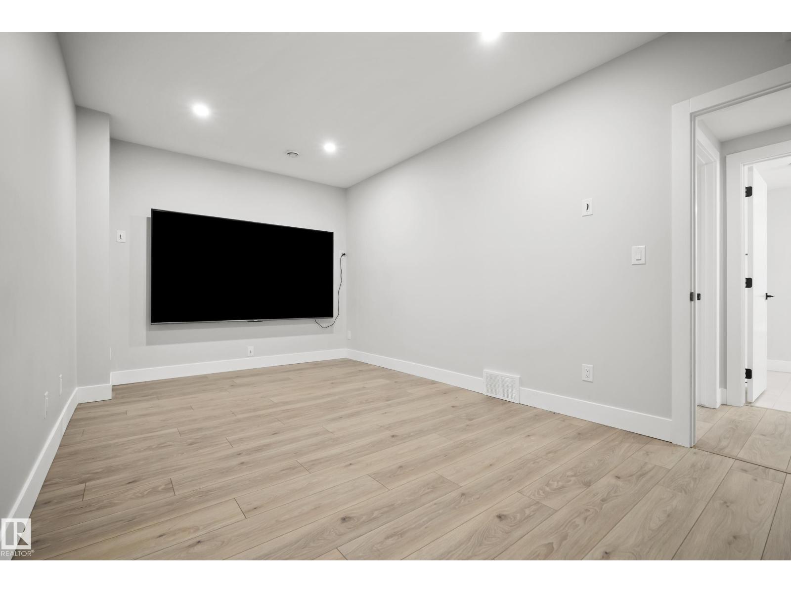 #10 53319 Range Road 14 Property Photo 42