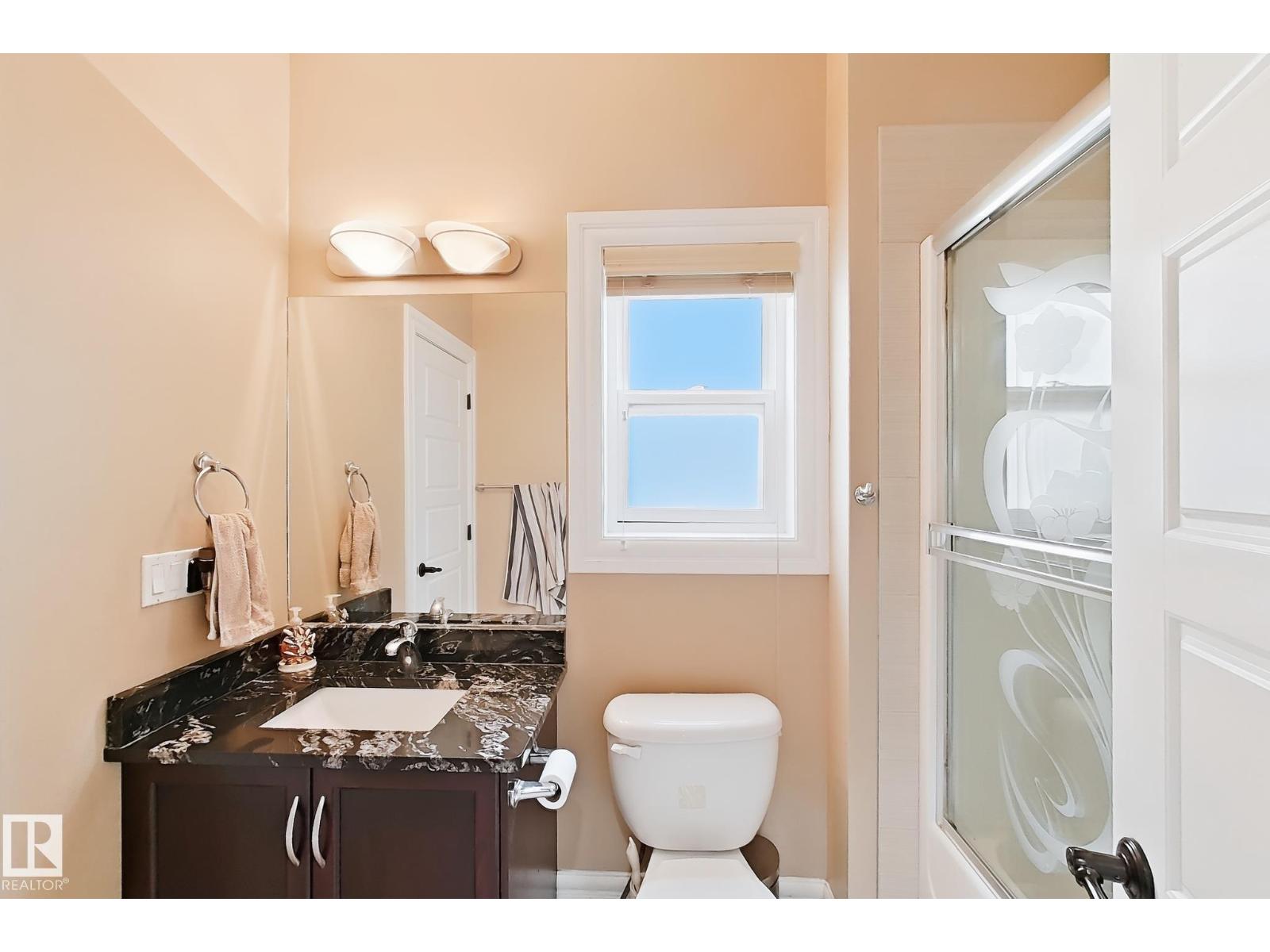 5931 12 Av Sw Property Photo 9