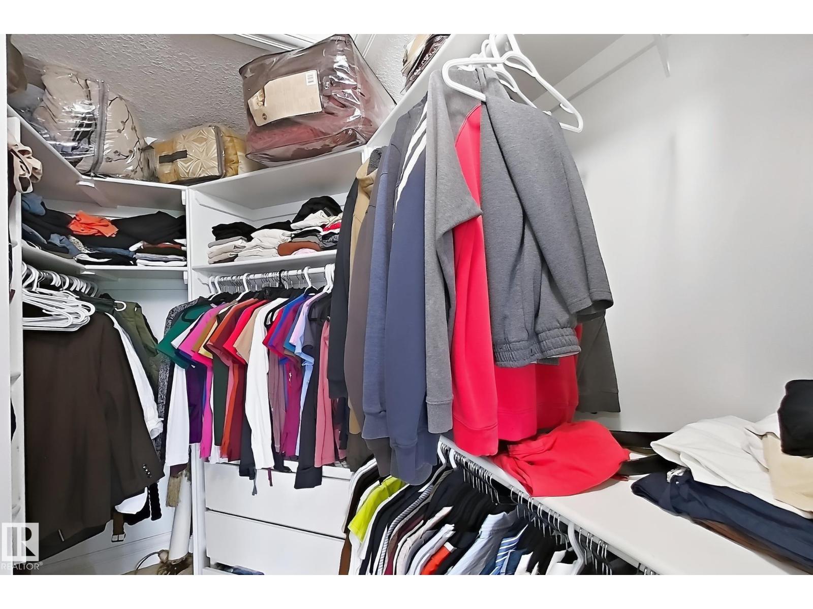5931 12 Av Sw Property Photo 23