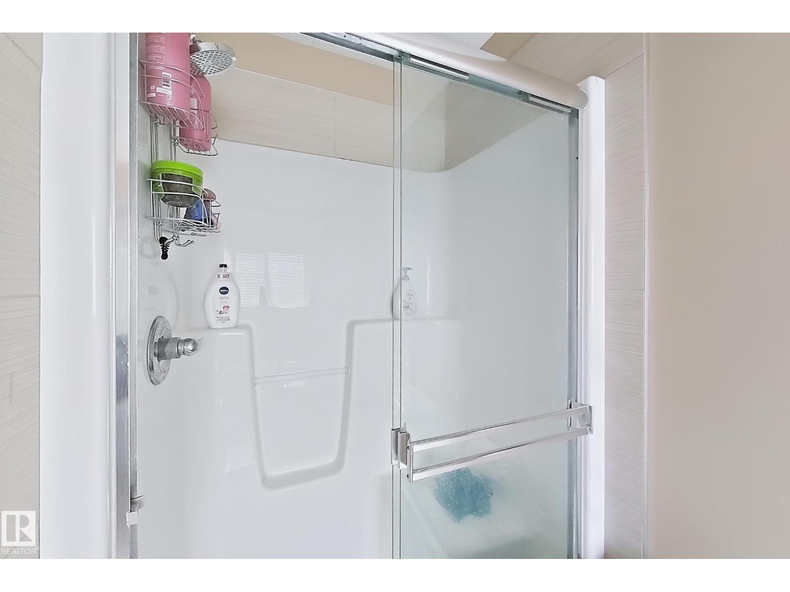 5931 12 Av Sw Property Photo 26
