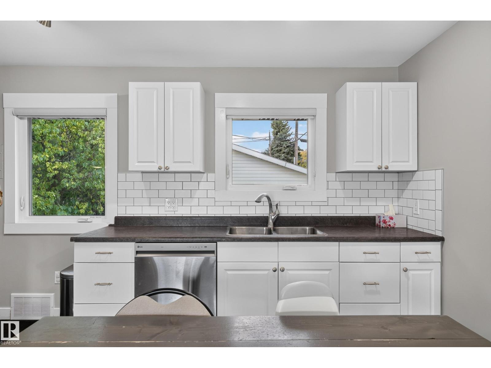 9612 163 St Nw Property Photo 15