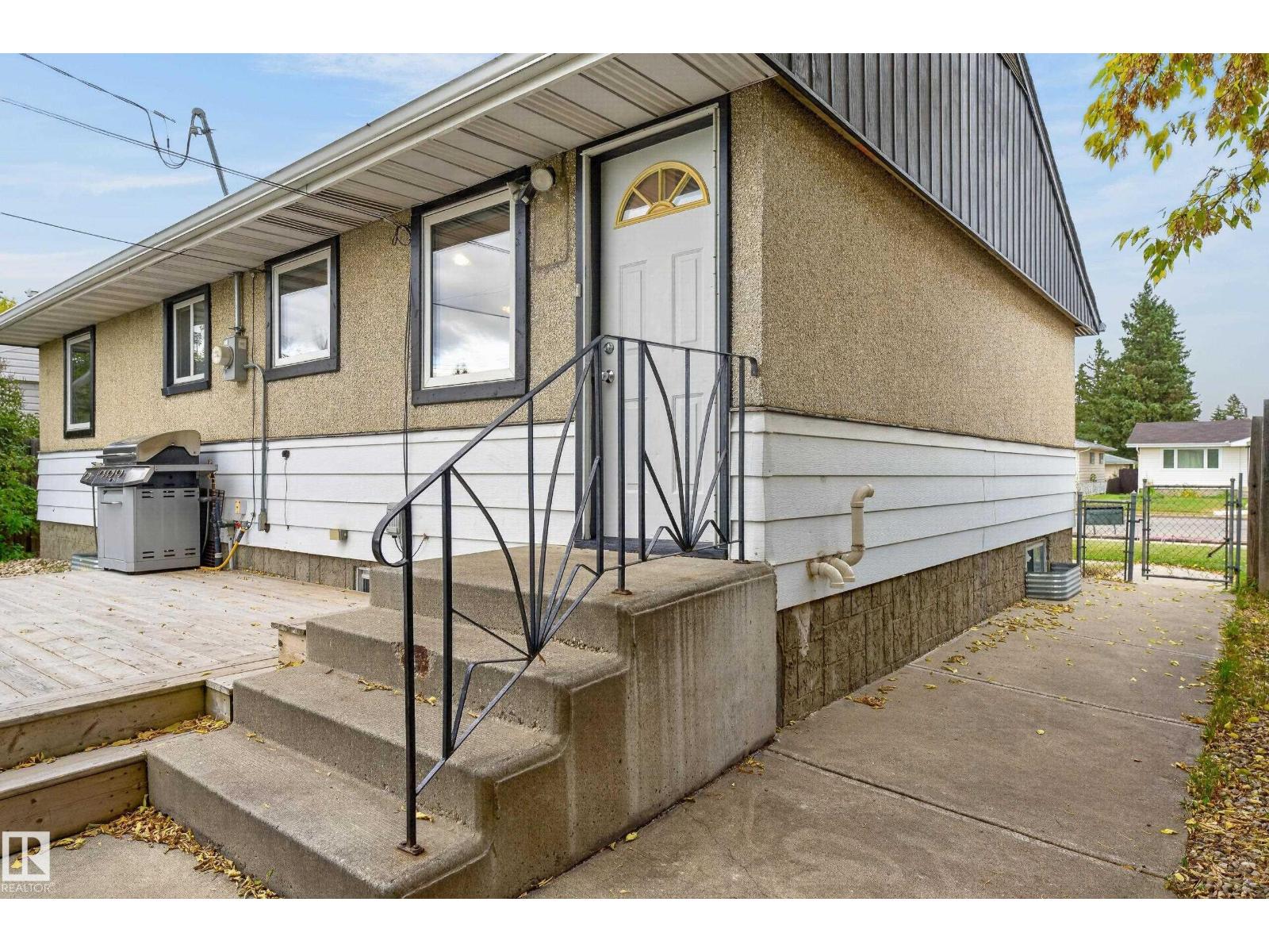 9612 163 St Nw Property Photo 34