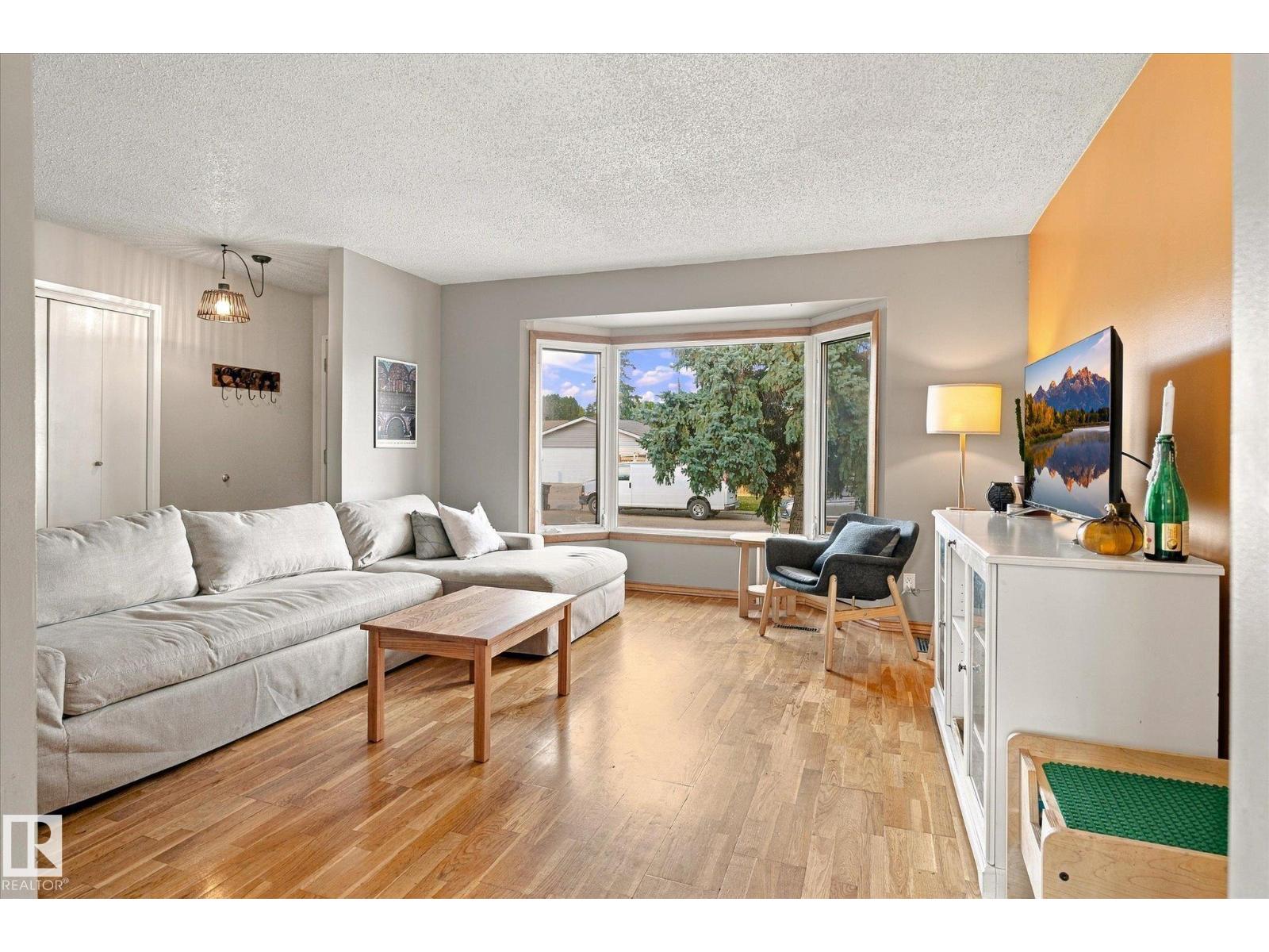 6013 34a Av Nw Property Photo 9