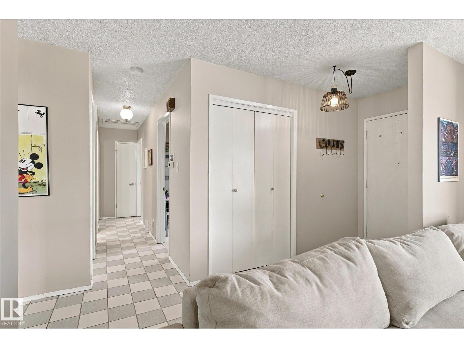 6013 34a Av Nw Property Photo 18