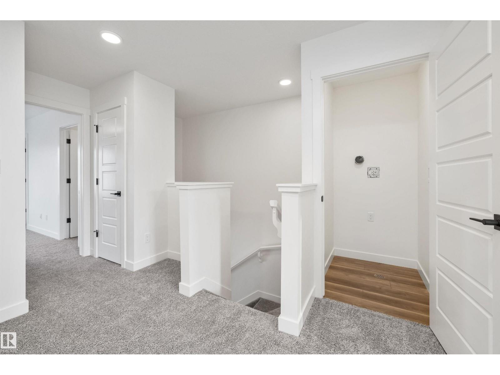 18847 29 Av Nw Property Photo 25