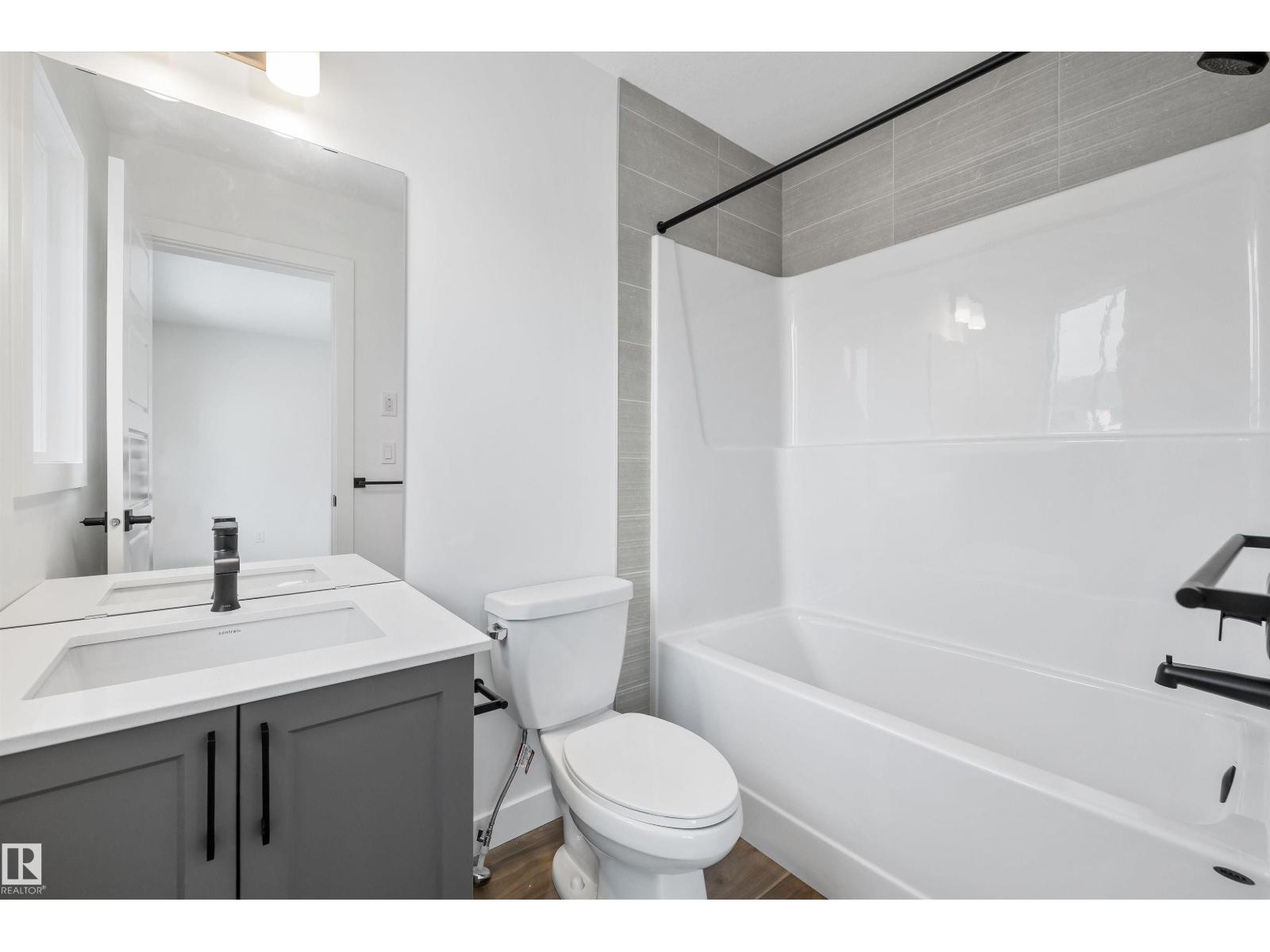 18847 29 Av Nw Property Photo 38