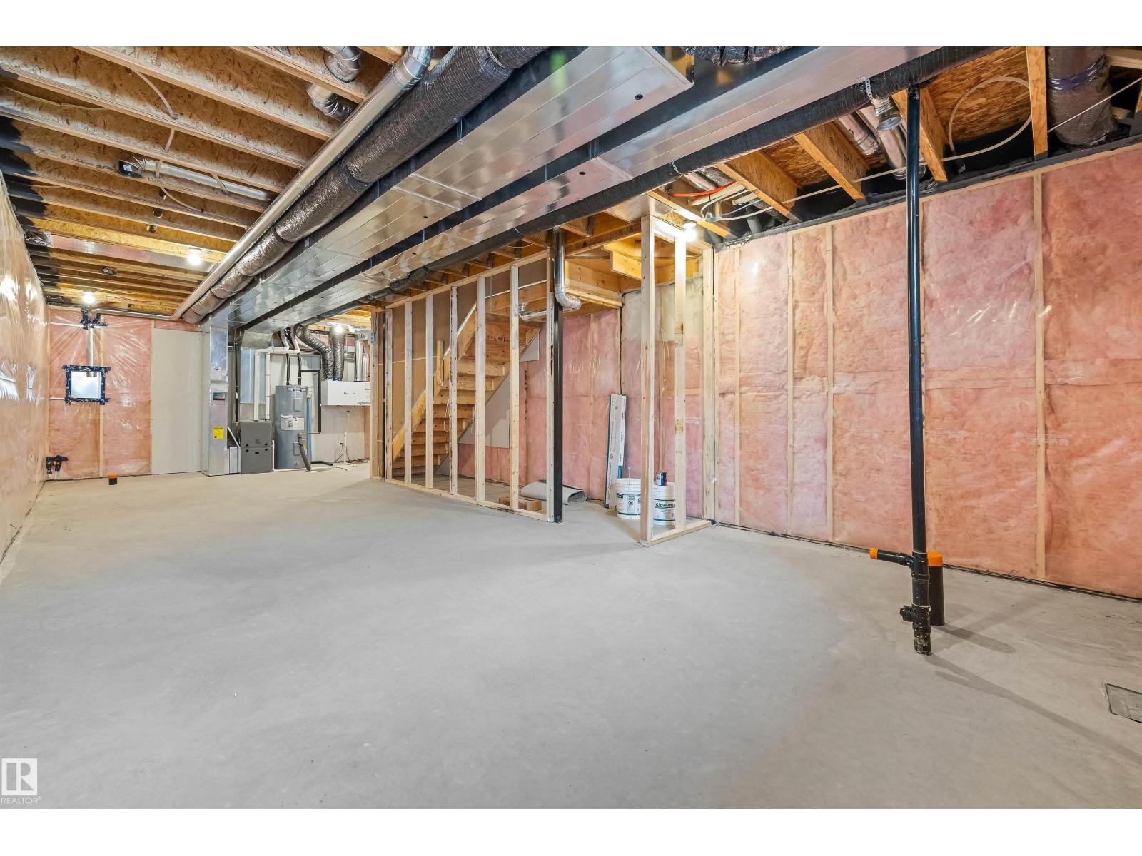 18847 29 Av Nw Property Photo 42