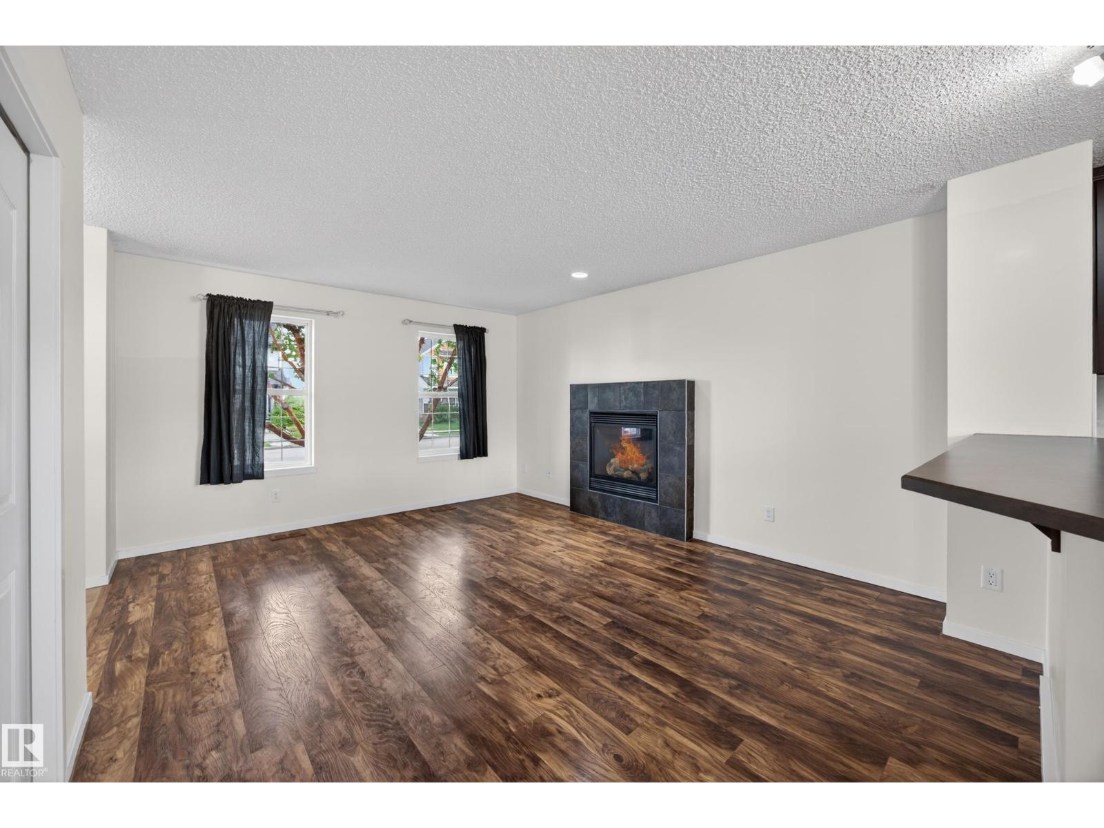 3634 12 St Nw Property Photo 8