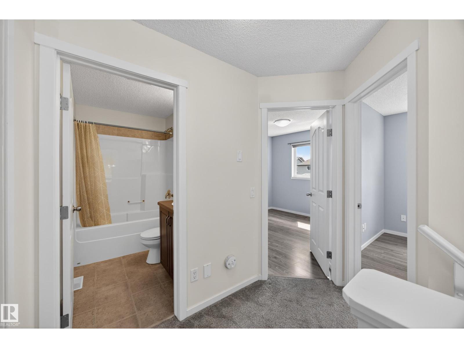 3634 12 St Nw Property Photo 24