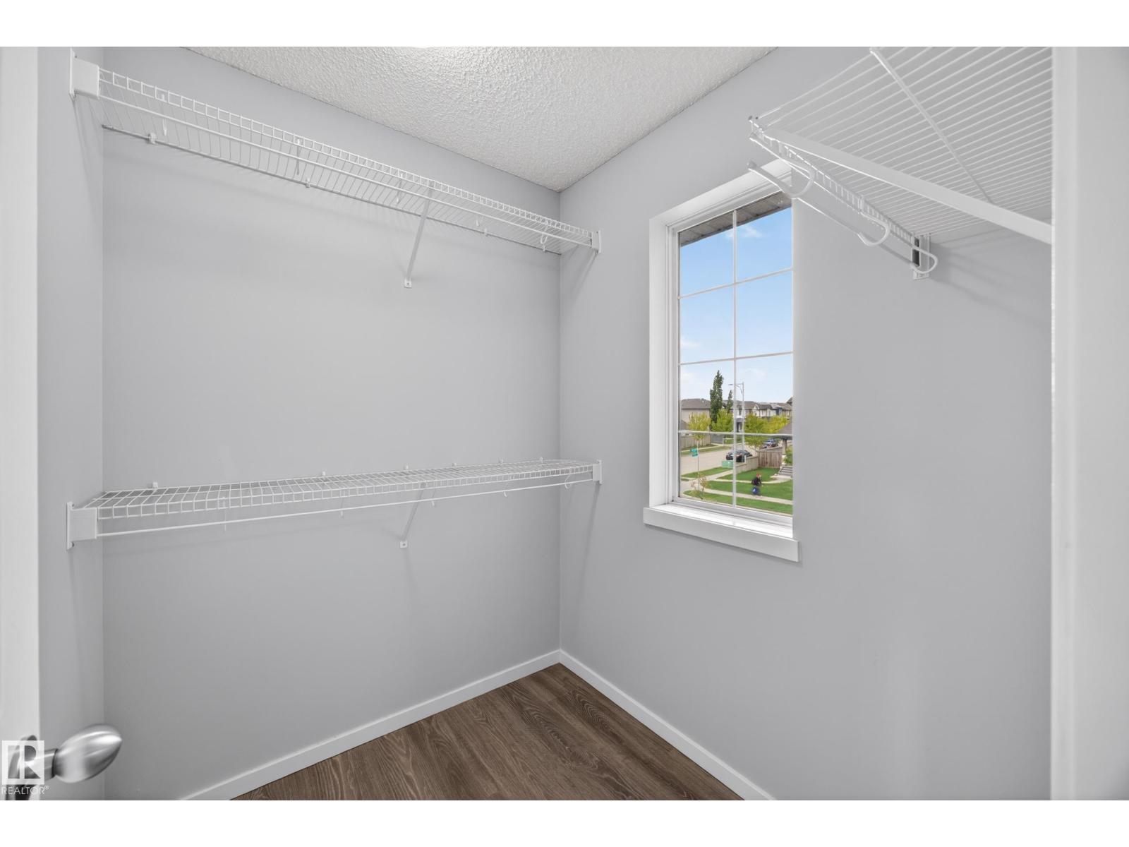 3634 12 St Nw Property Photo 29