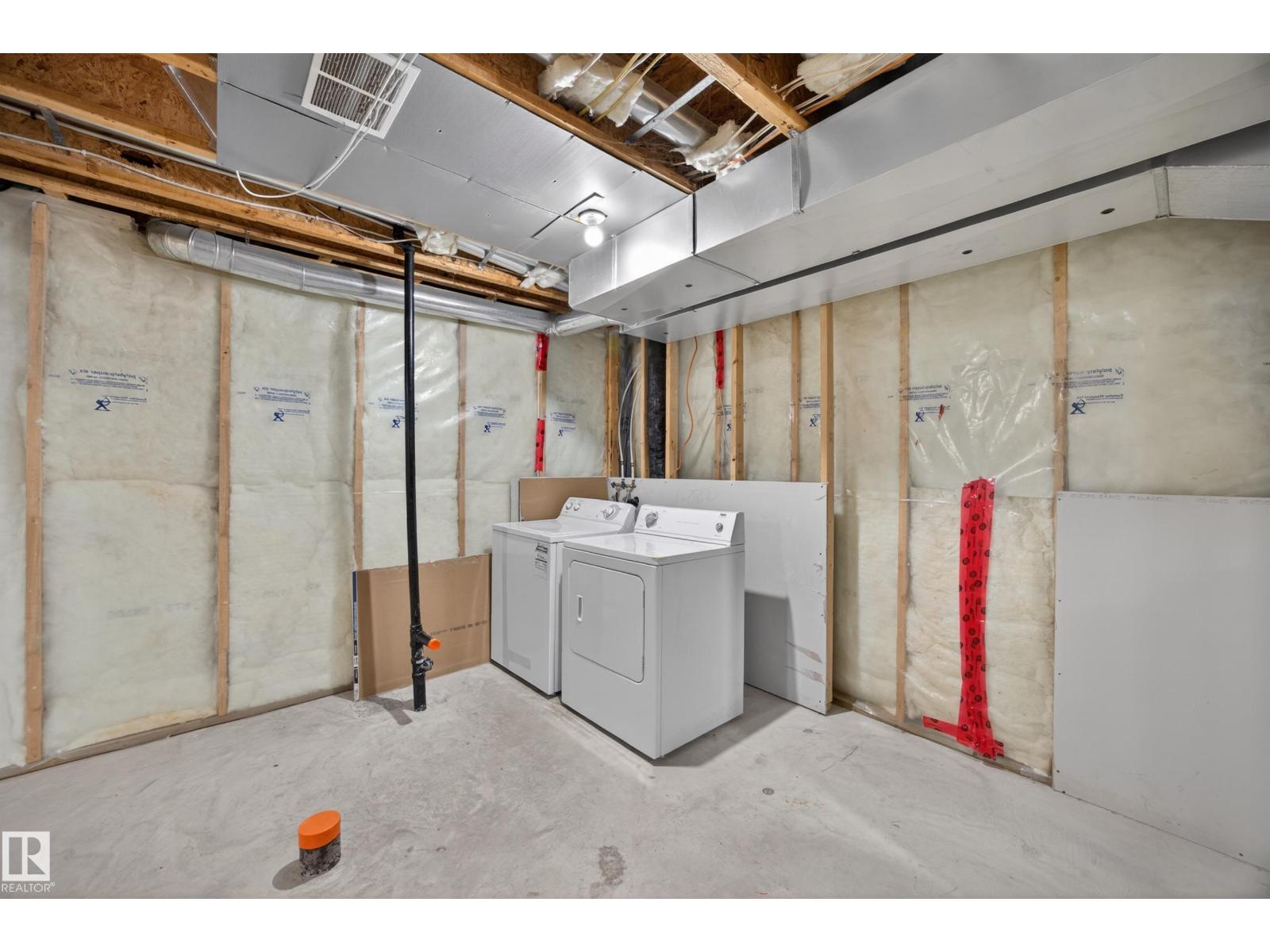 3634 12 St Nw Property Photo 40
