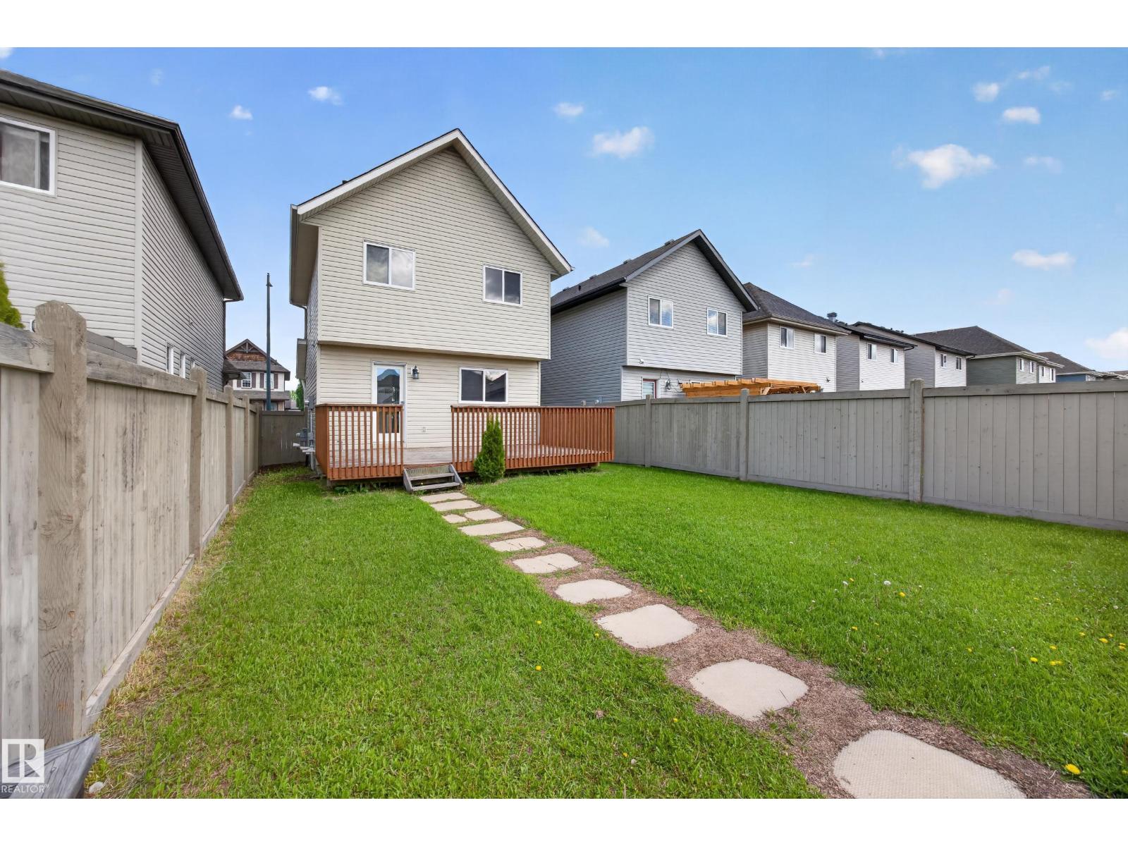 3634 12 St Nw Property Photo 45