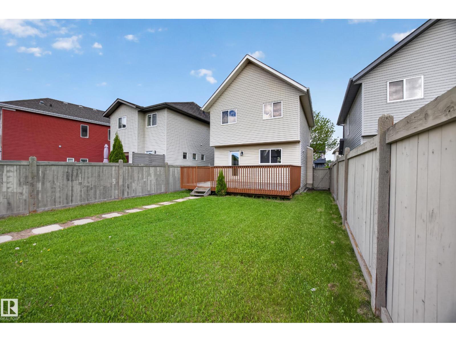 3634 12 St Nw Property Photo 49