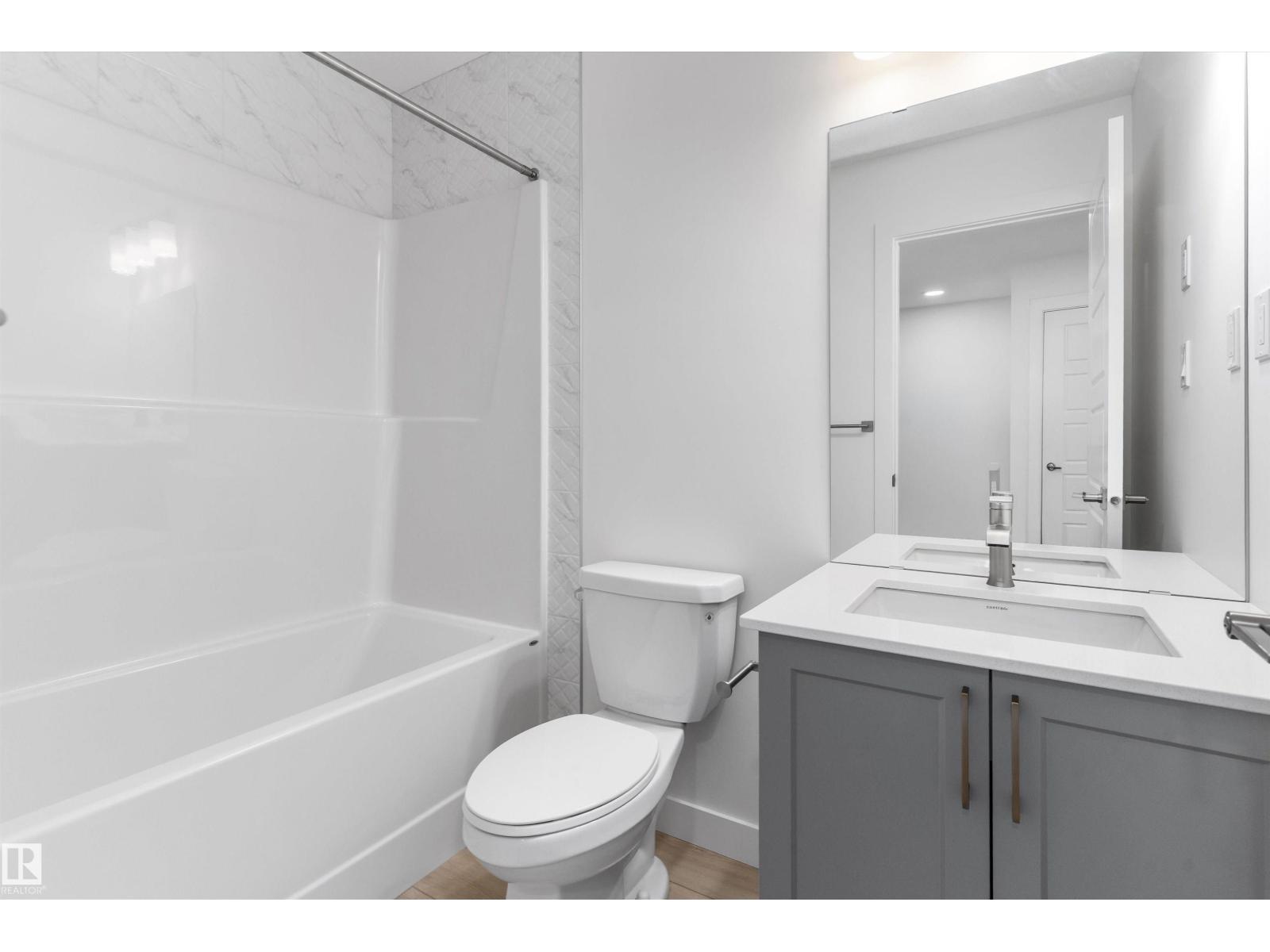 18816 28 Av Nw Property Photo 29