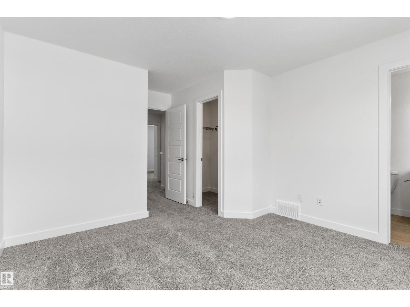 18816 28 Av Nw Property Photo 33