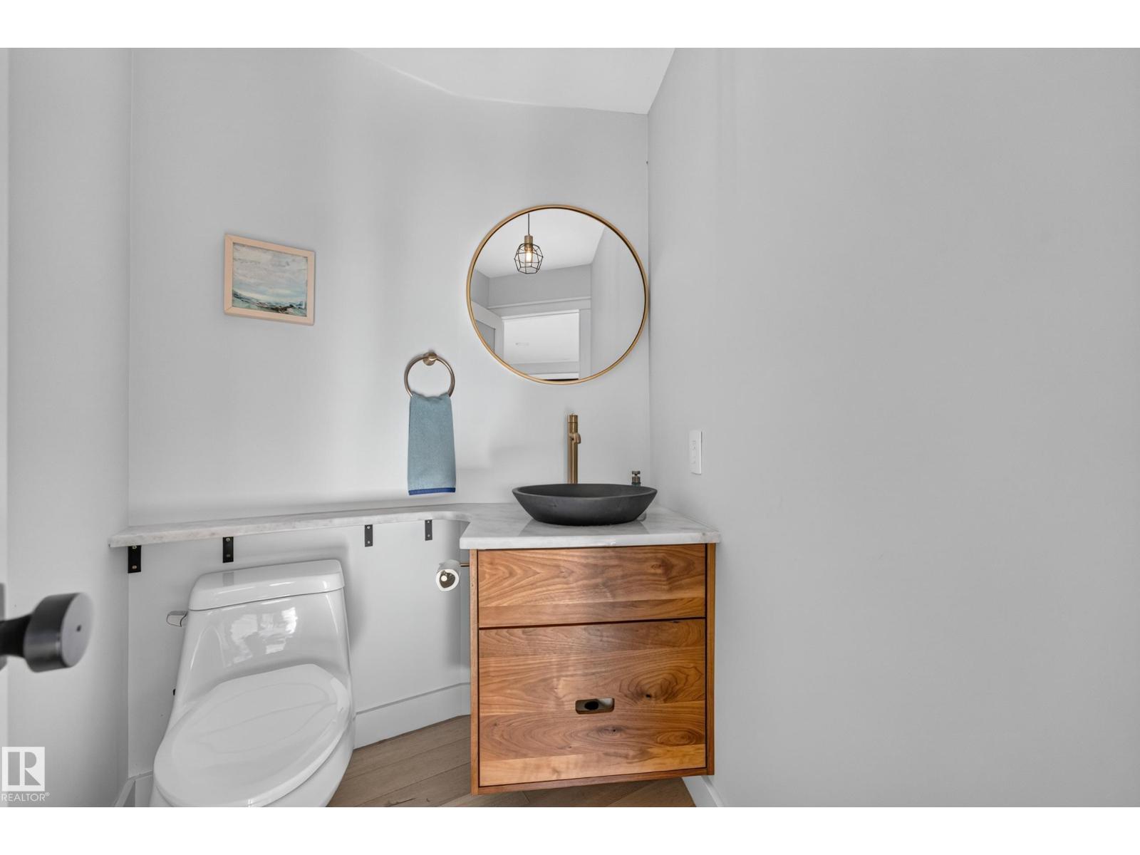 9369 Cameron Av Nw Property Photo 28