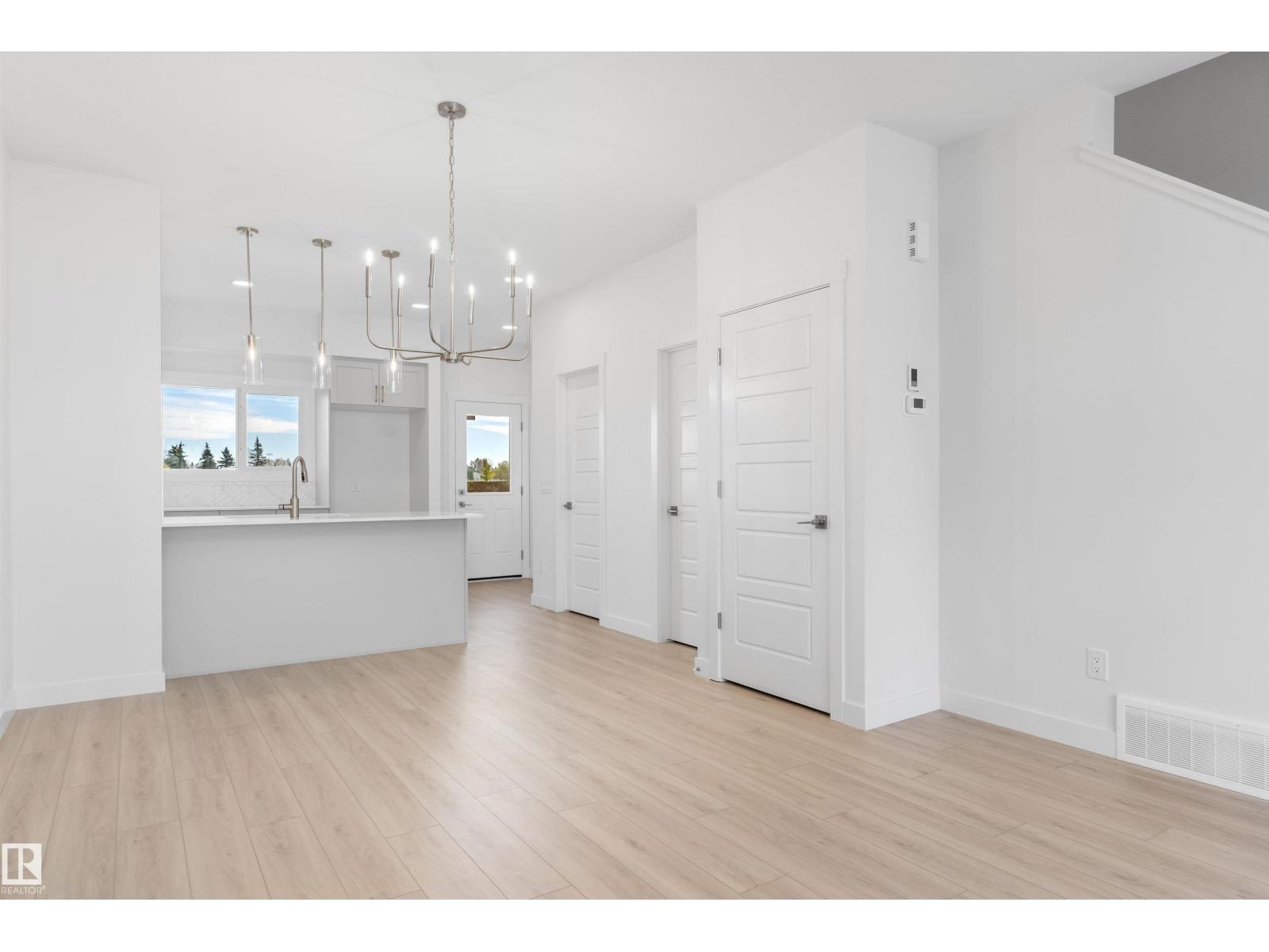 4203 63 St Property Photo 13