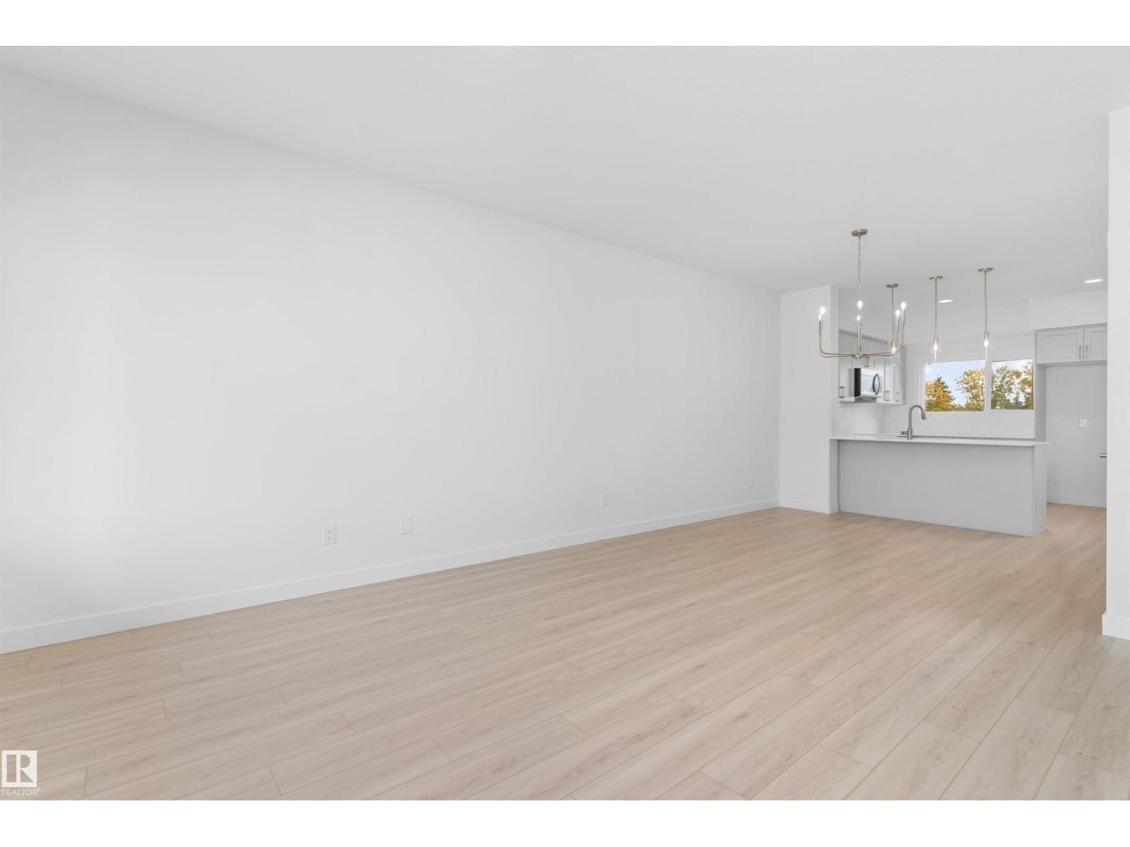 4203 63 St Property Photo 18