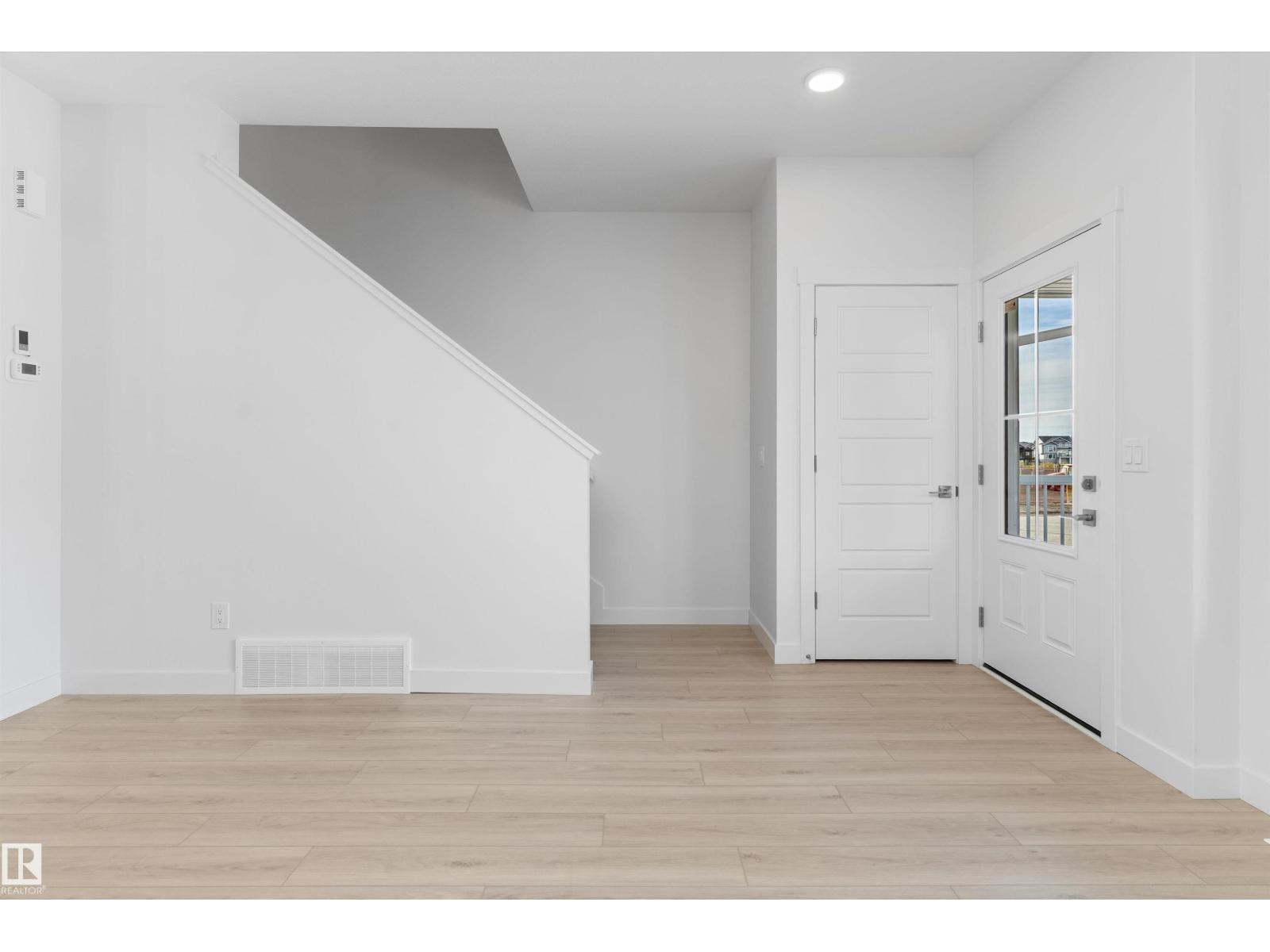4203 63 St Property Photo 19