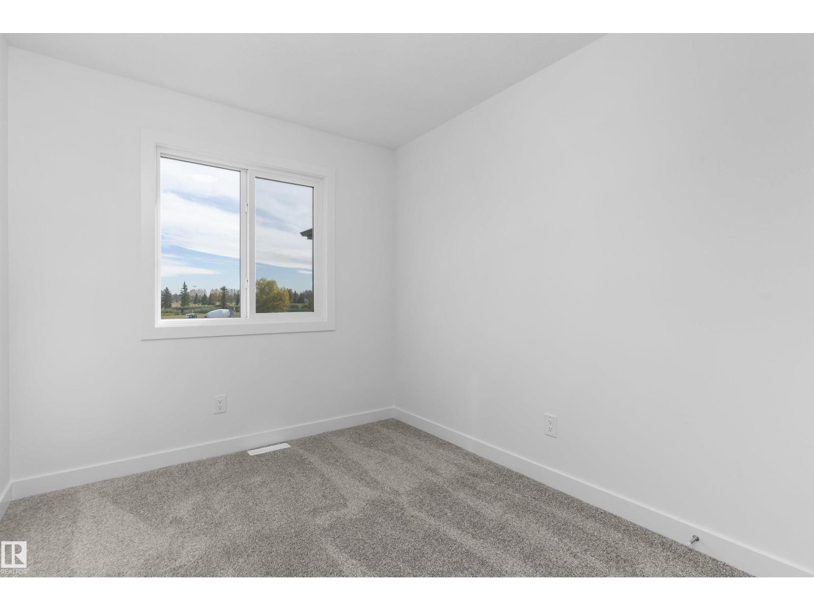 4203 63 St Property Photo 22