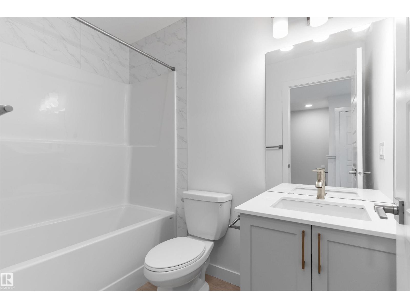 4203 63 St Property Photo 26