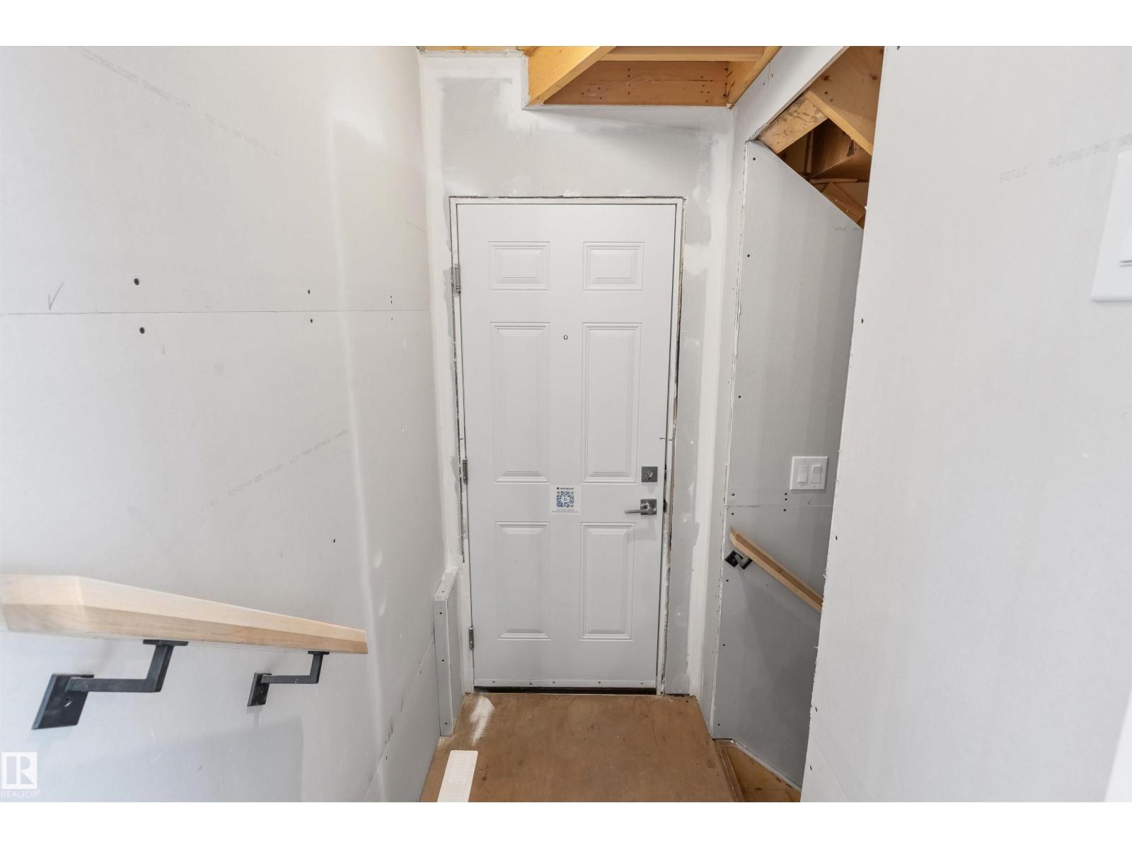 4203 63 St Property Photo 32