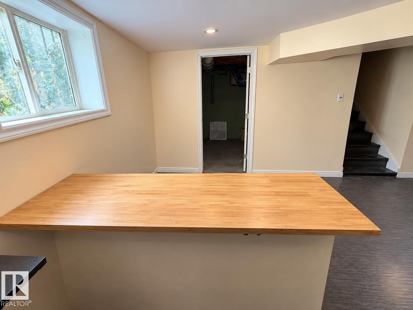 12026 77 St Nw Property Photo 17