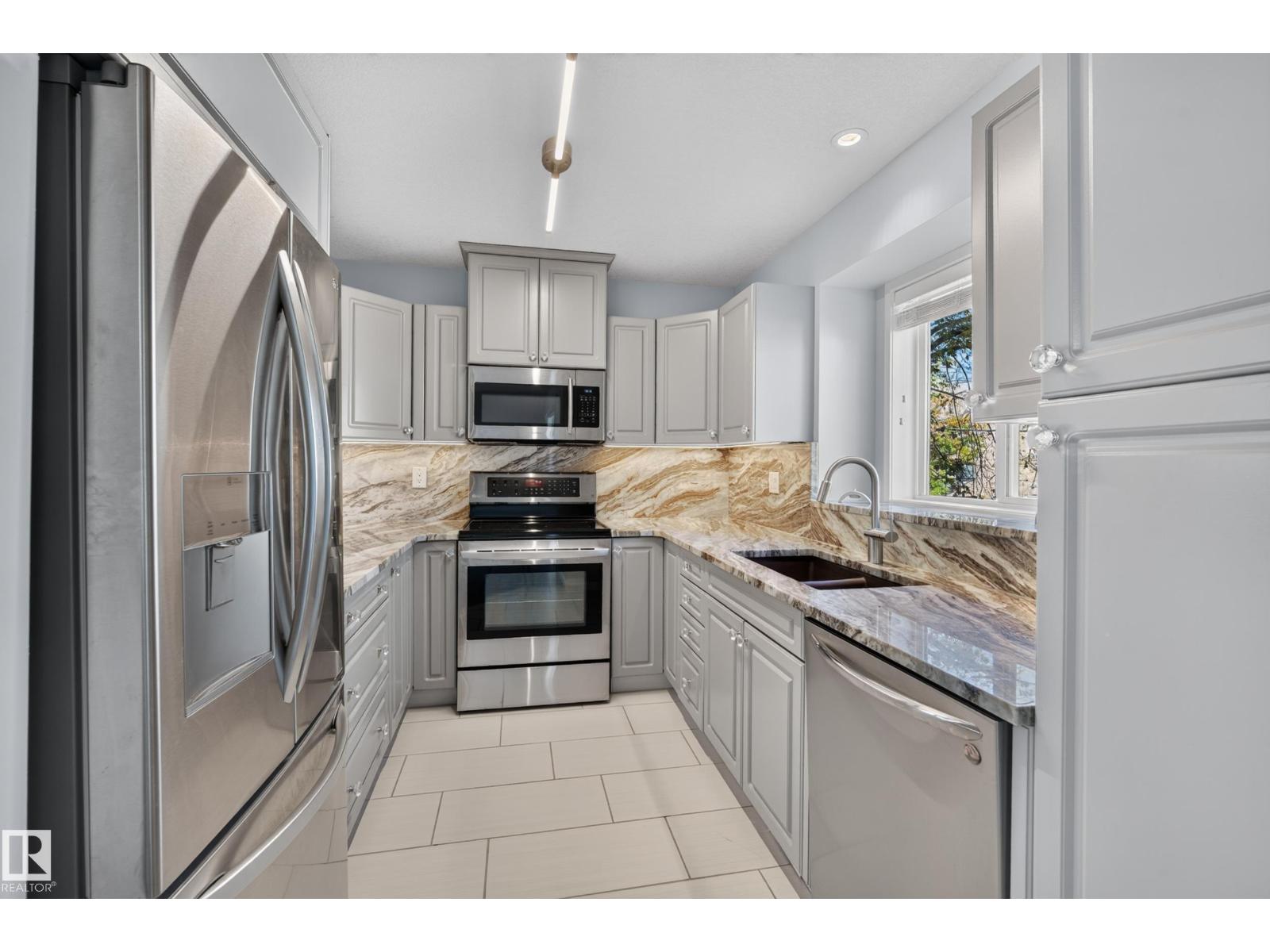 11410 102 Av Nw Property Photo 19