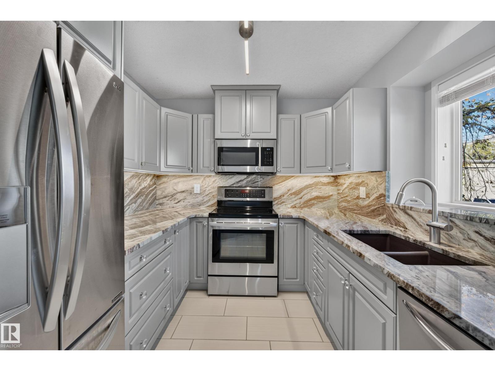 11410 102 Av Nw Property Photo 20