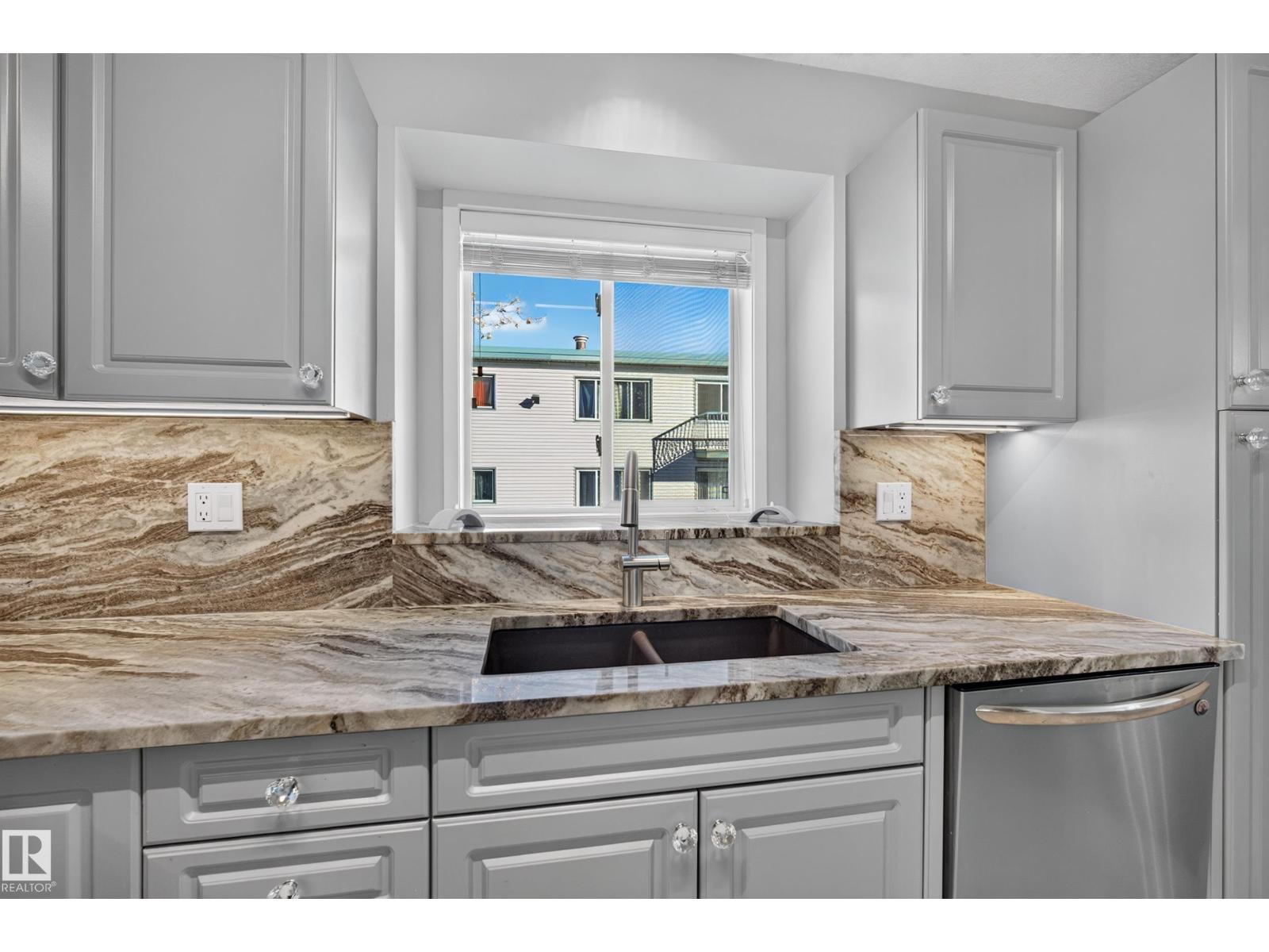 11410 102 Av Nw Property Photo 22