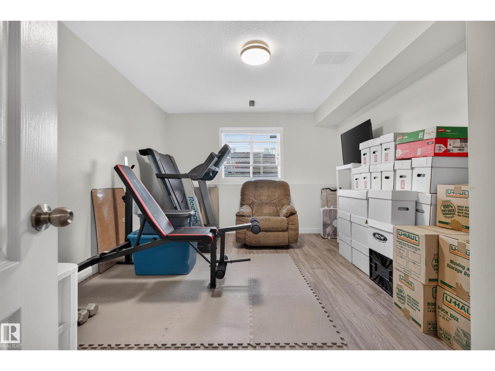 11410 102 Av Nw Property Photo 40