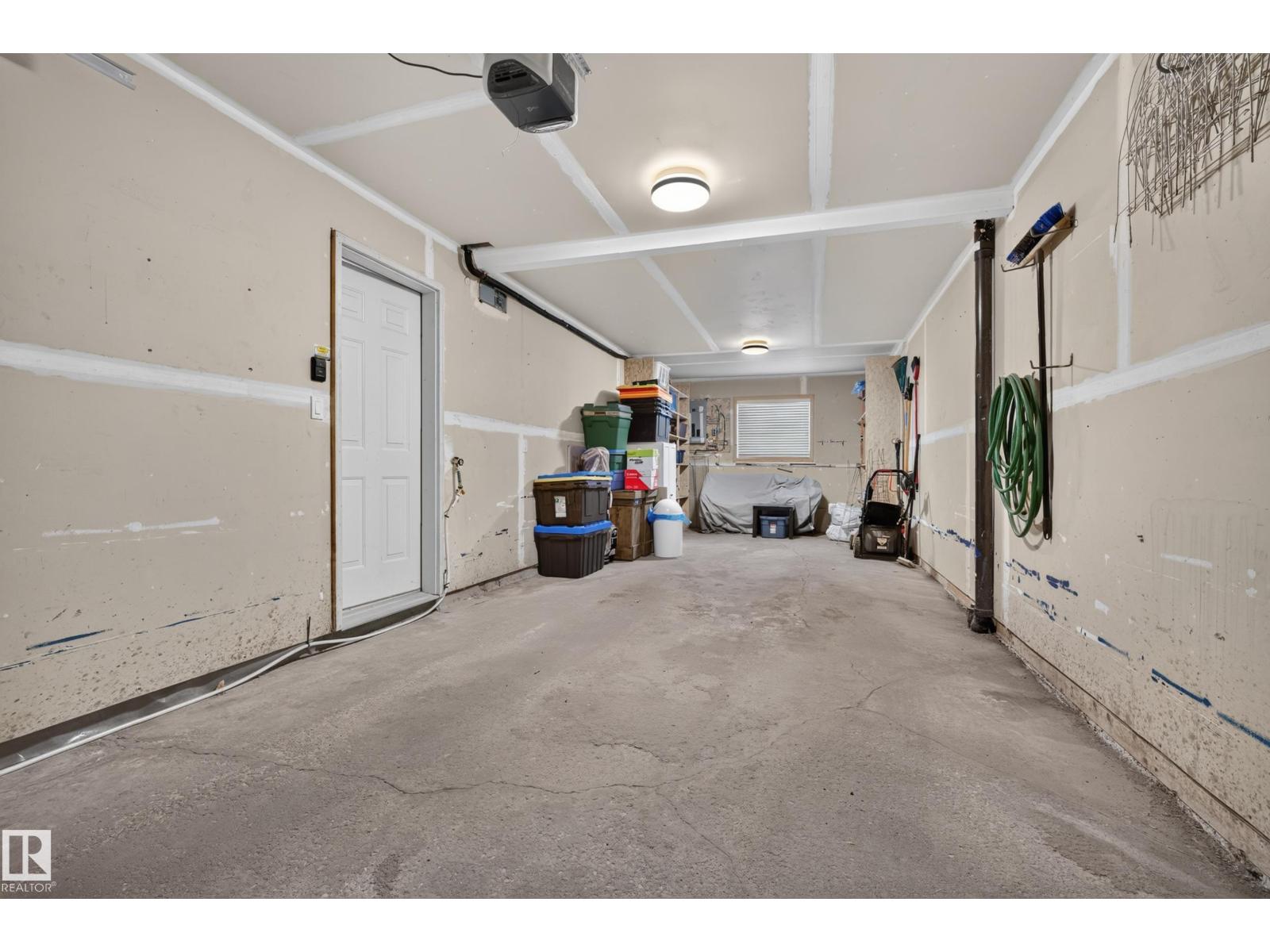 11410 102 Av Nw Property Photo 42