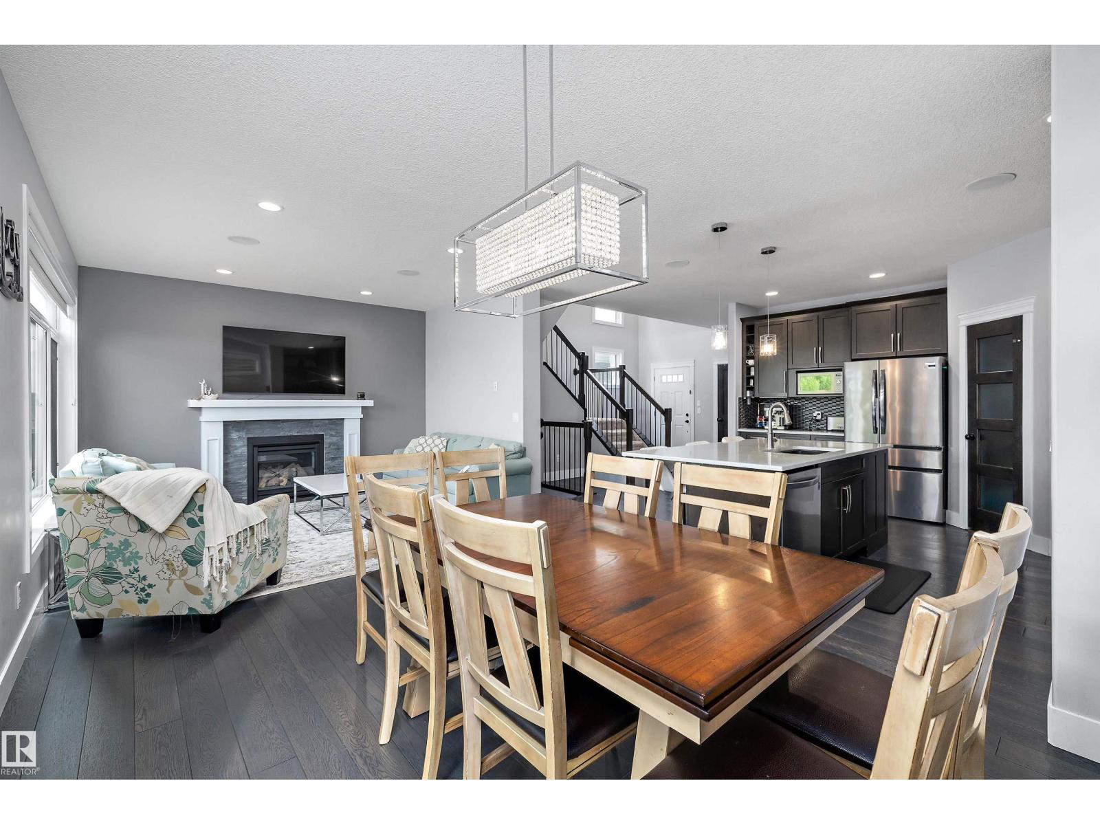 7656 182 Av Nw Property Photo 15
