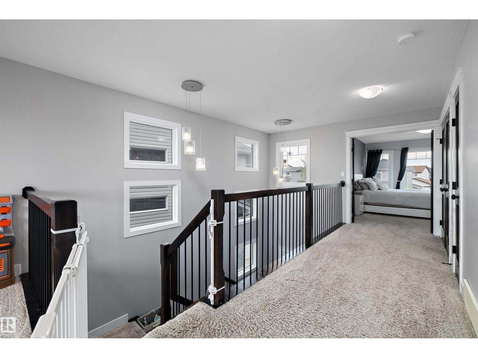 7656 182 Av Nw Property Photo 21