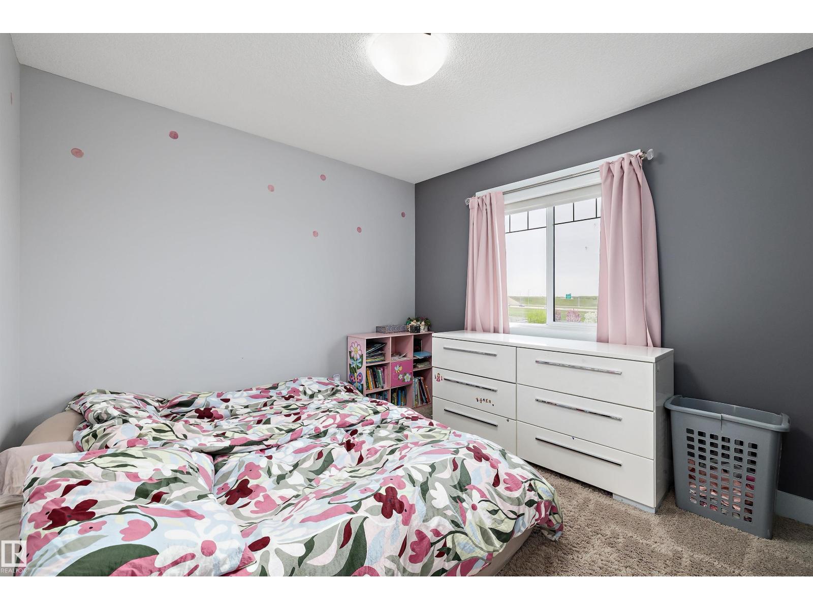 7656 182 Av Nw Property Photo 25