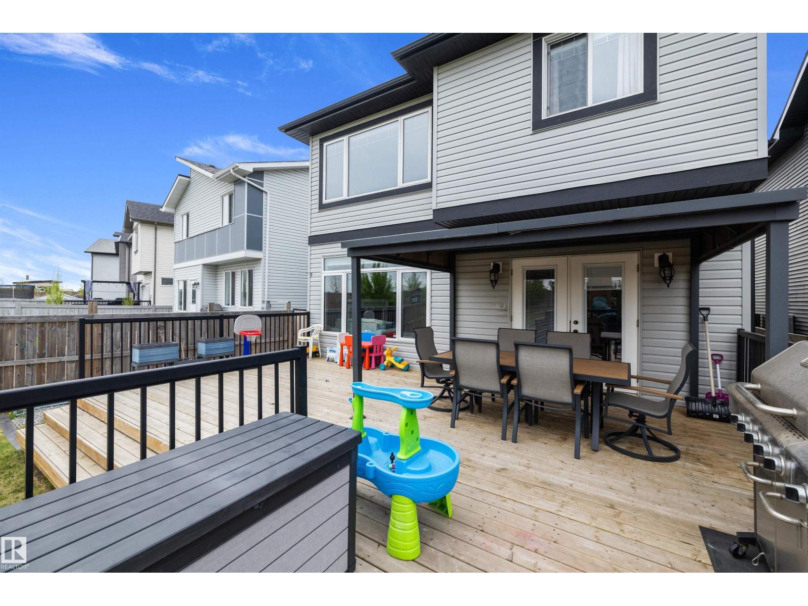 7656 182 Av Nw Property Photo 45