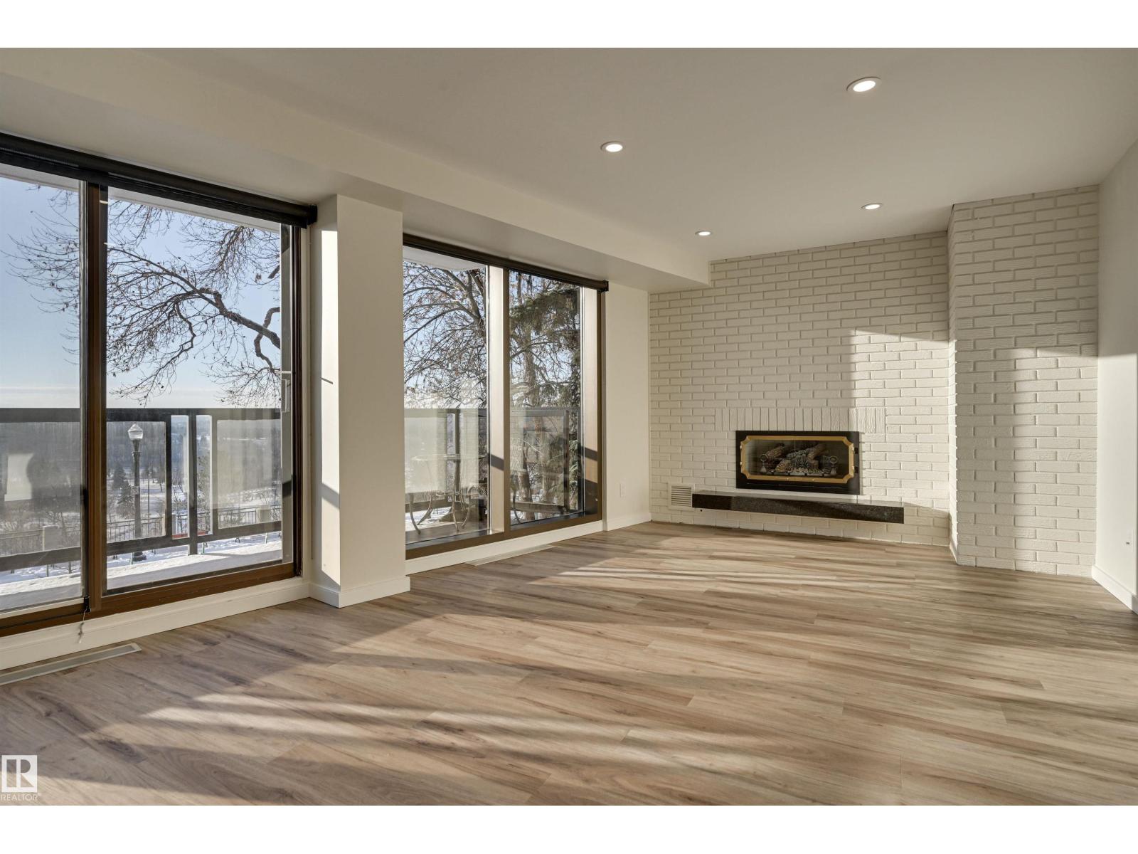 #1 11960 100 Av Nw Property Photo 12